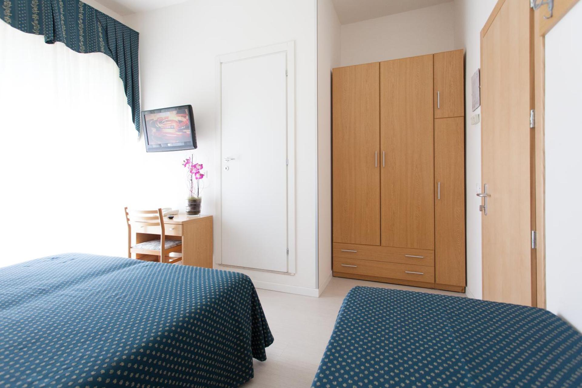 Hotel Marina - Photo 18