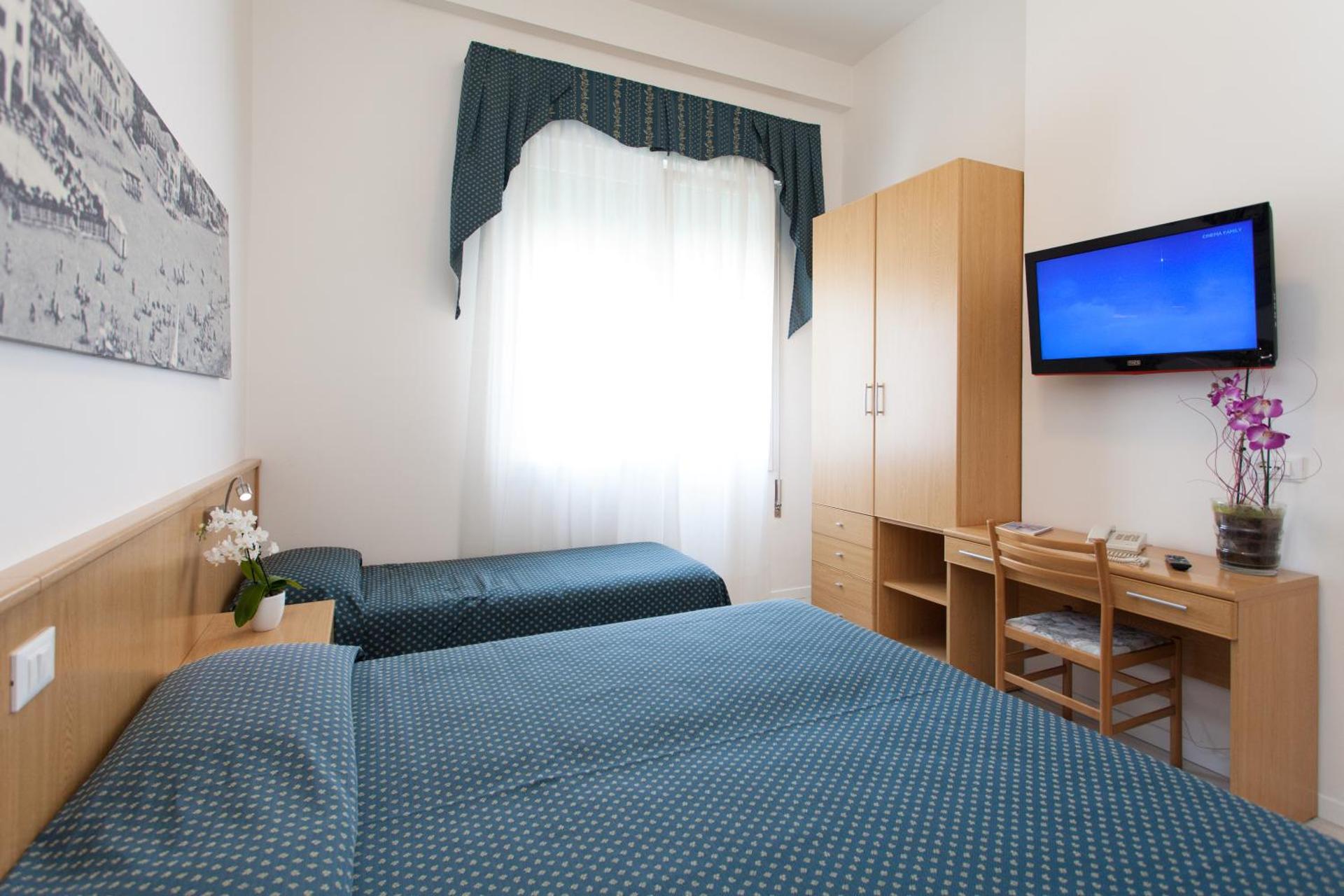 Hotel Marina - Photo 59