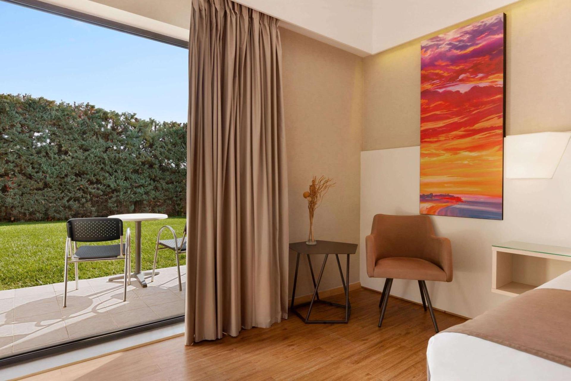 Ramada Plaza by Wyndham Thraki - Photo 119