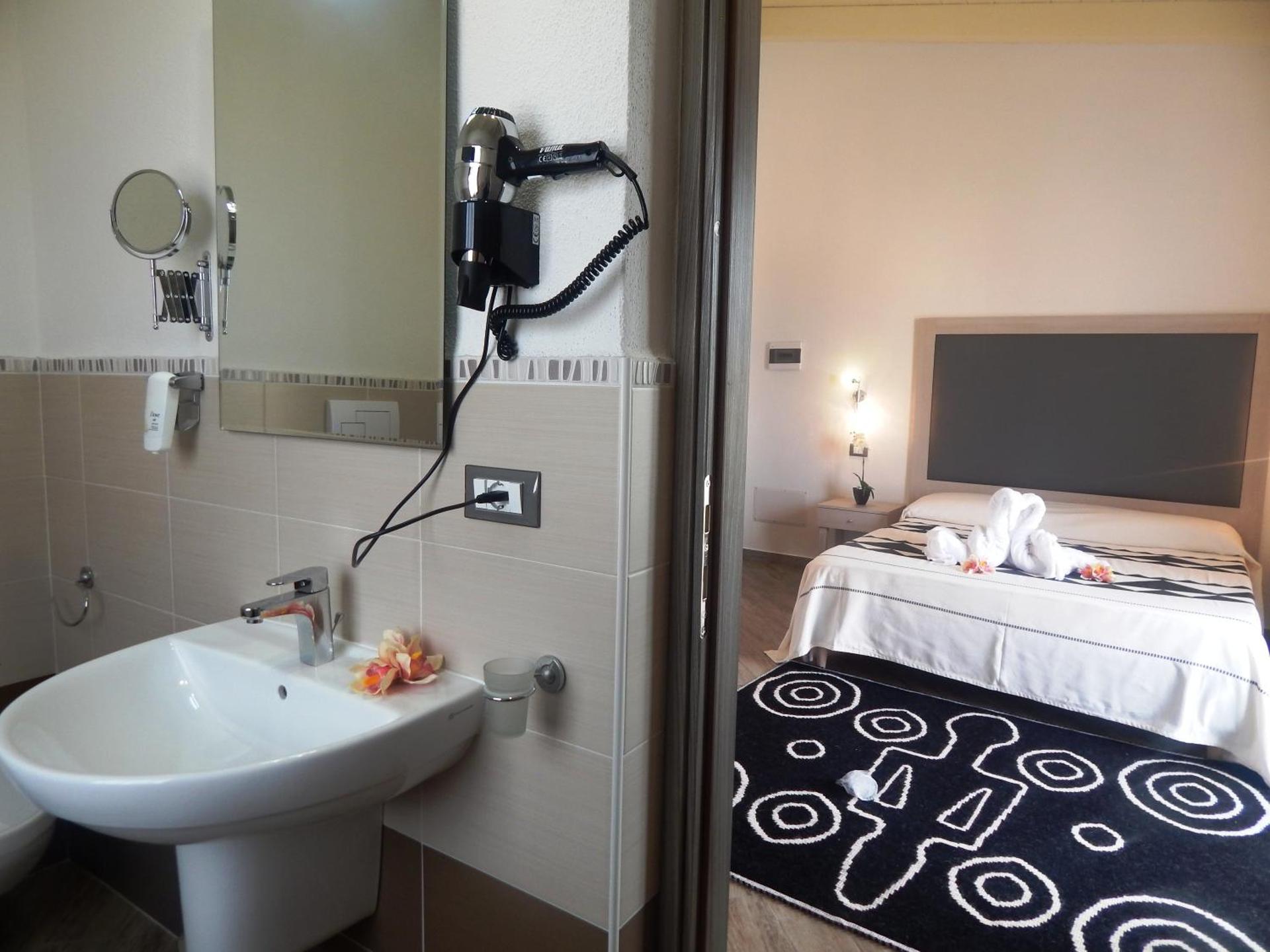 Hotel Il Platano - Photo 64