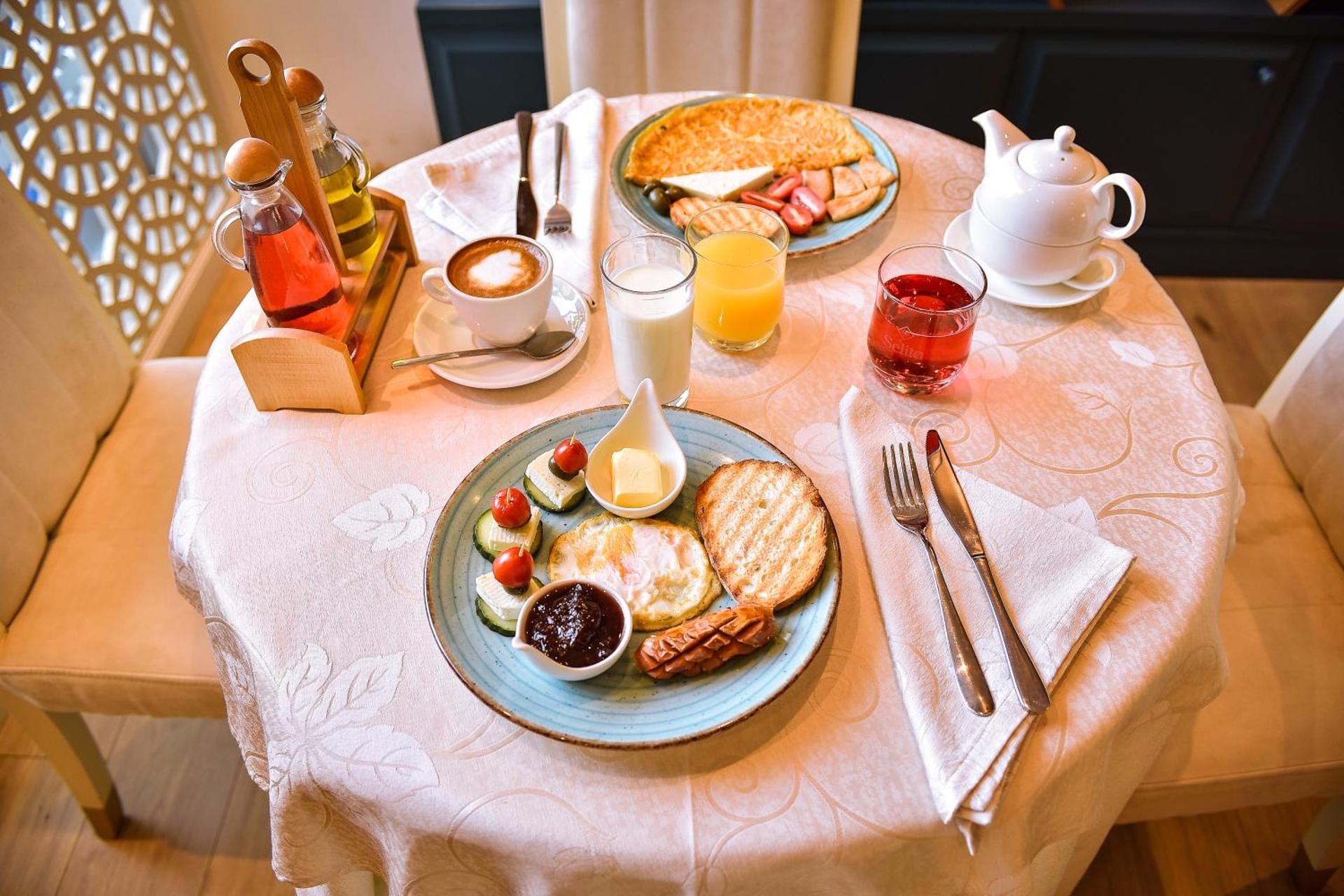 Hotel Jurgen - Photo 35