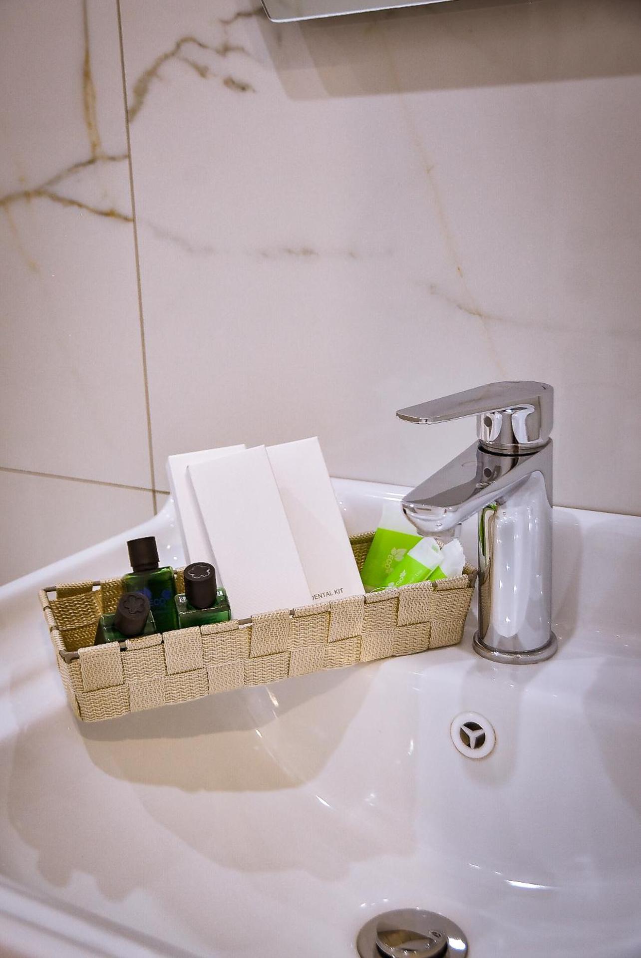 Hotel Jurgen - Photo 91