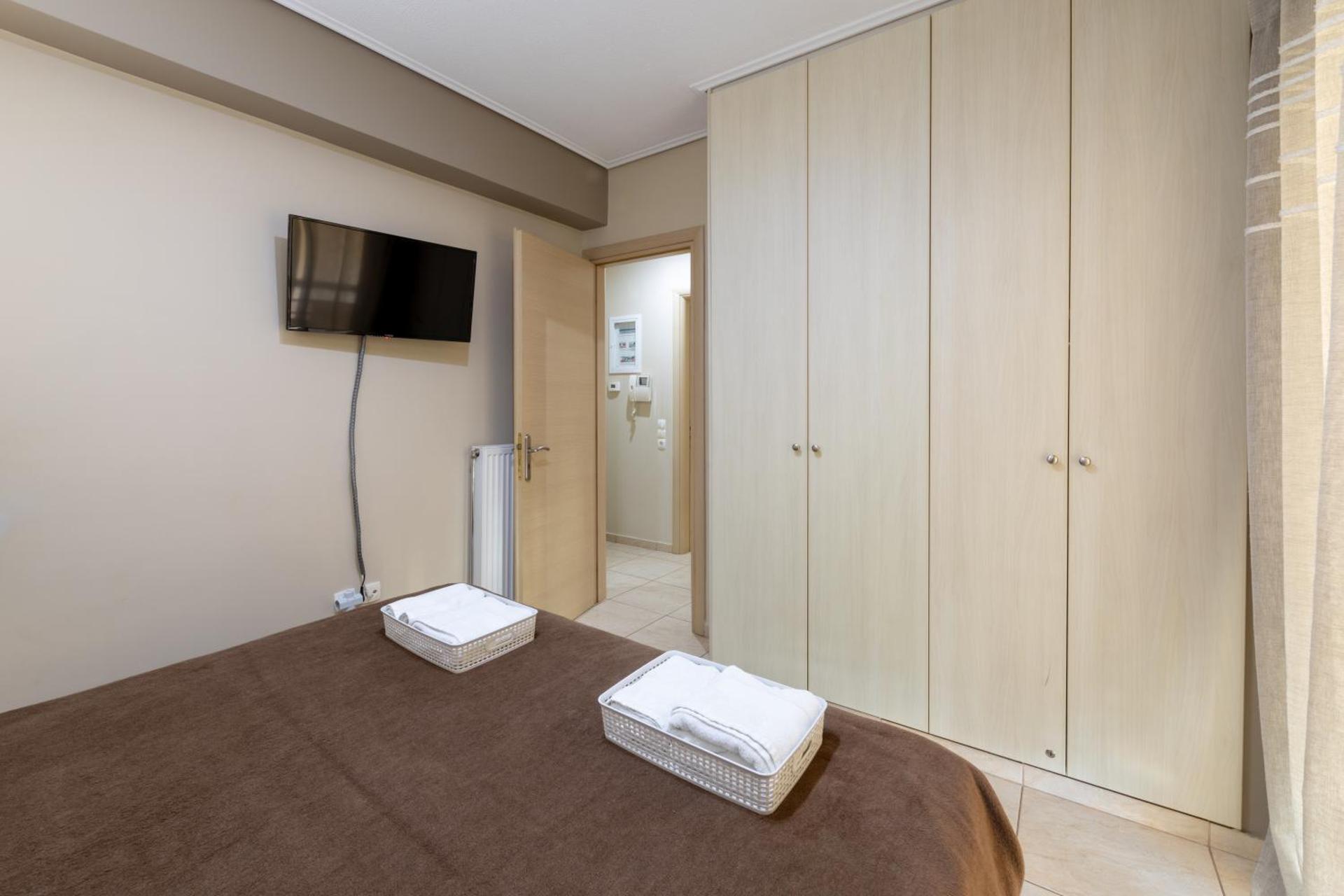 A&J Apartments or Rooms athens airport - Photo 69