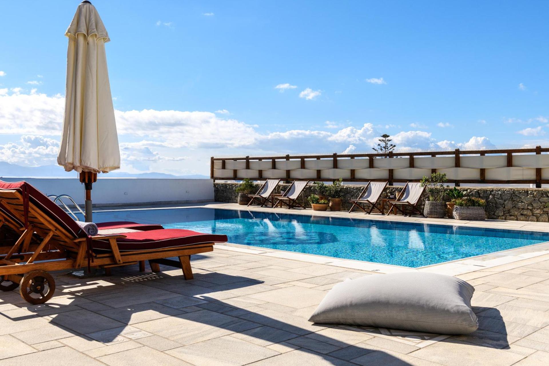 Pelican Bay Hotel - Photo 93