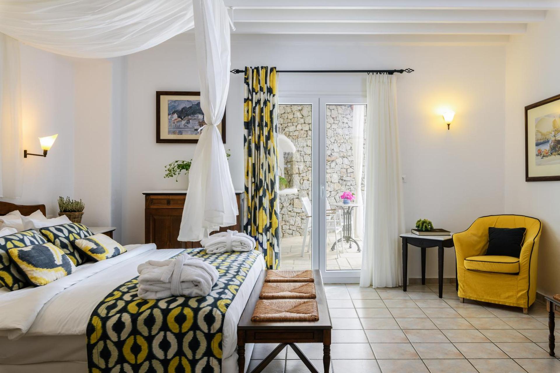 Pelican Bay Hotel - Photo 91