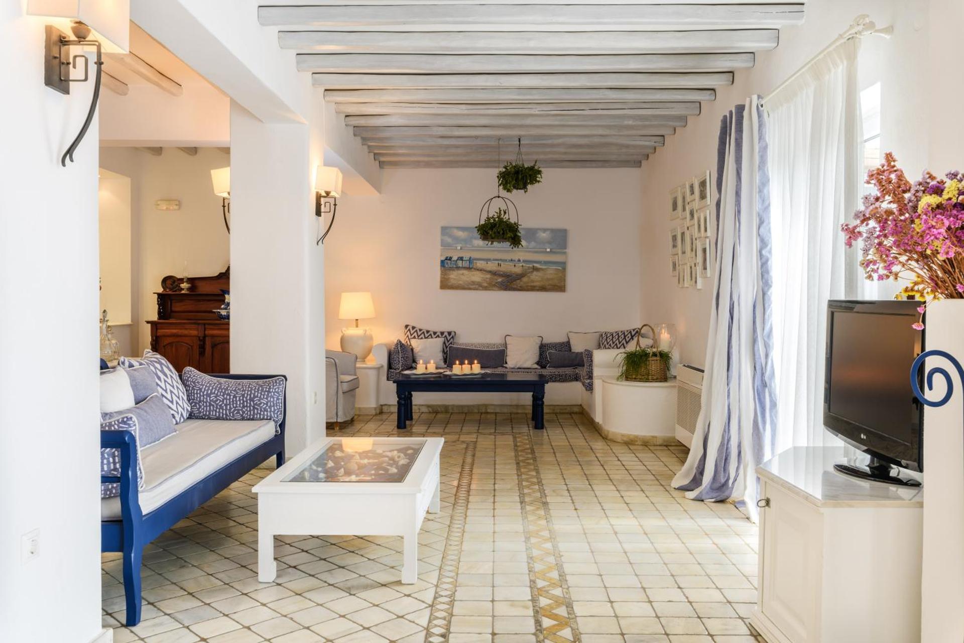 Pelican Bay Hotel - Photo 105