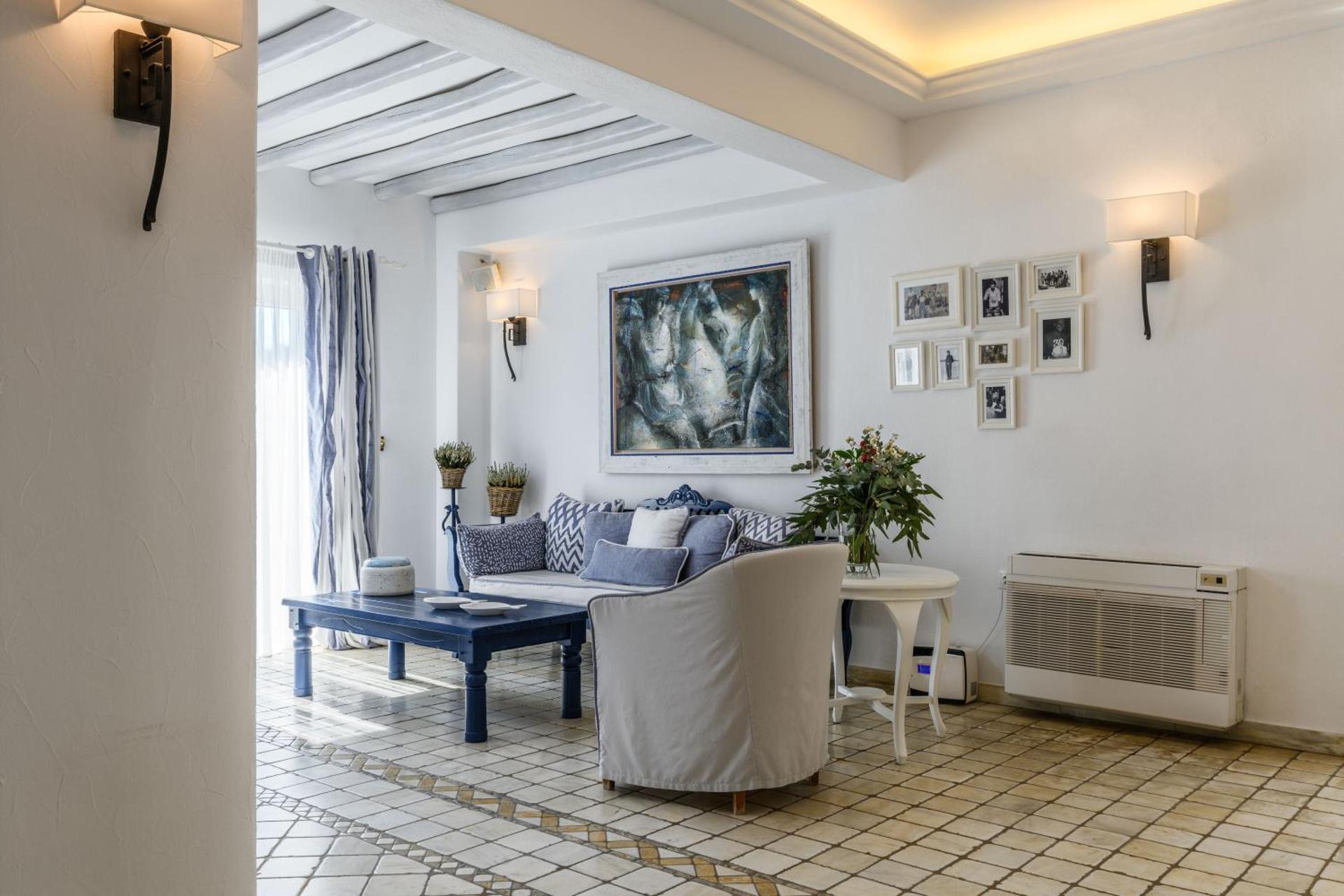 Pelican Bay Hotel - Photo 109