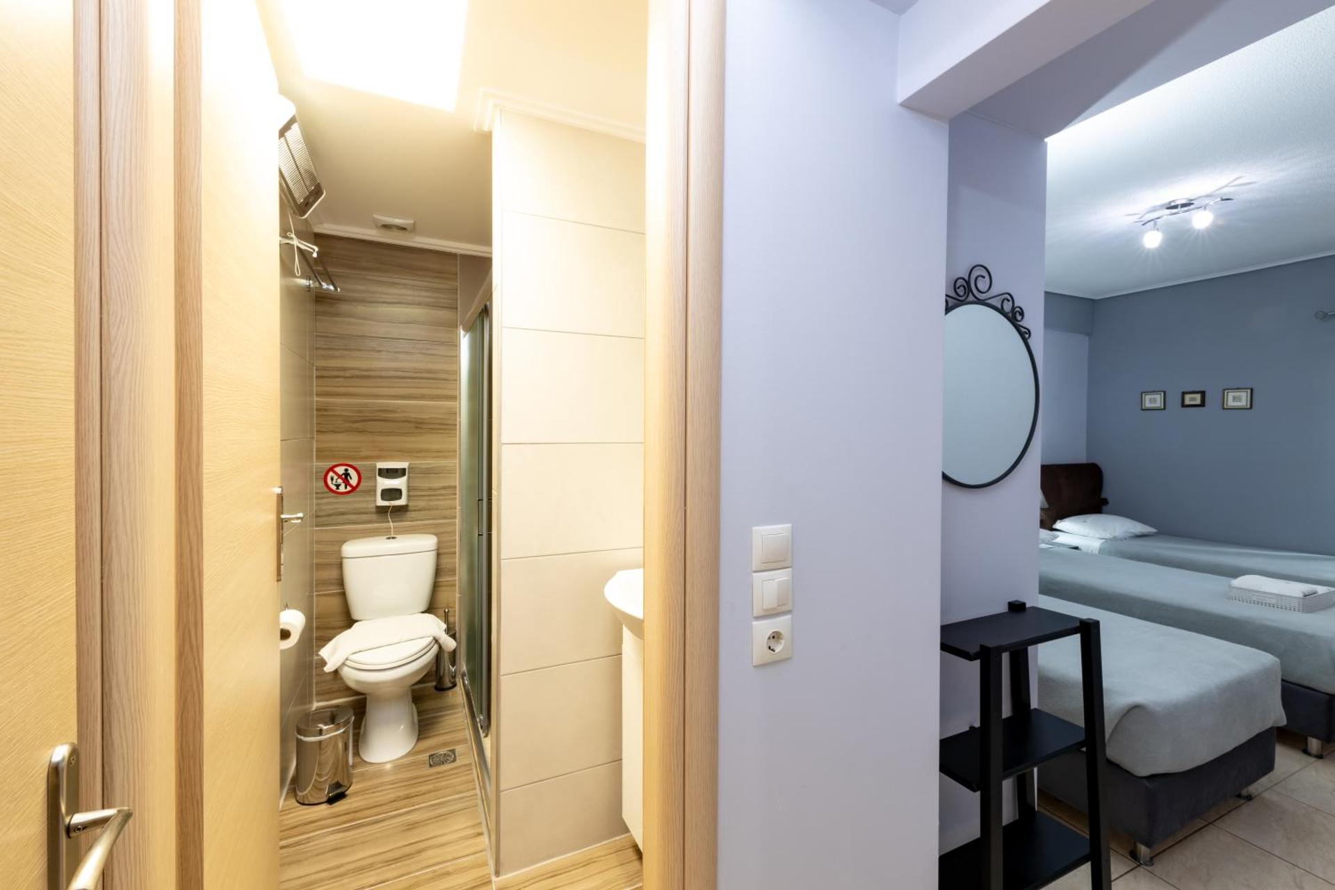 A&J Apartments or Rooms athens airport - Photo 20