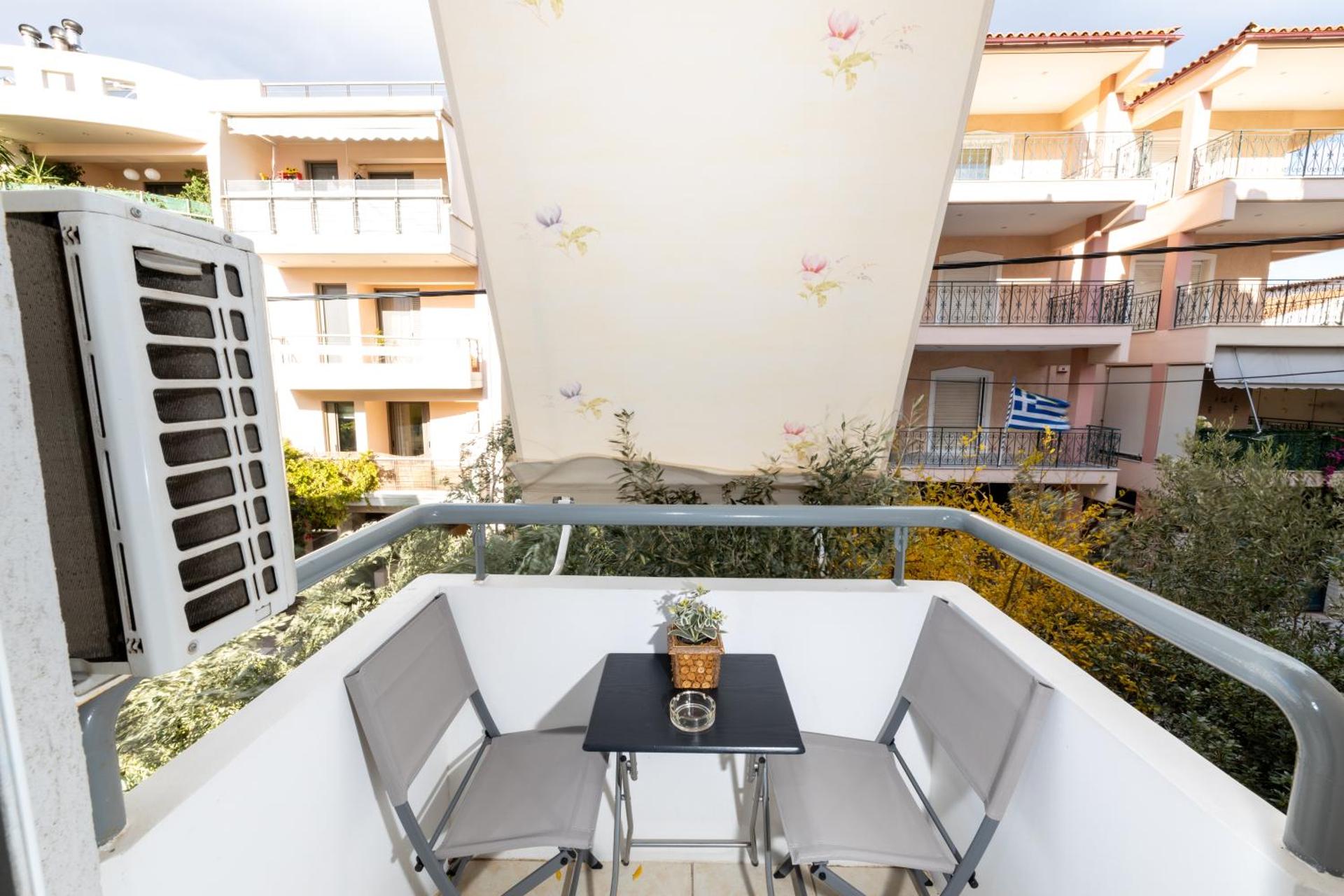 A&J Apartments or Rooms athens airport - Photo 16