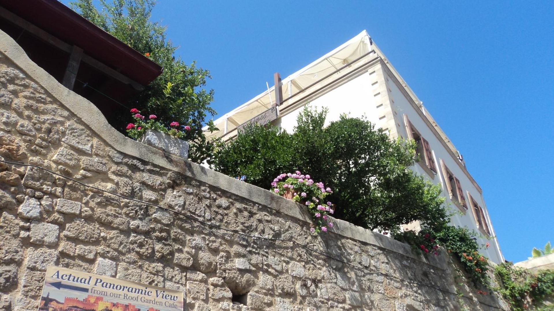 Minos Pension - Photo 59