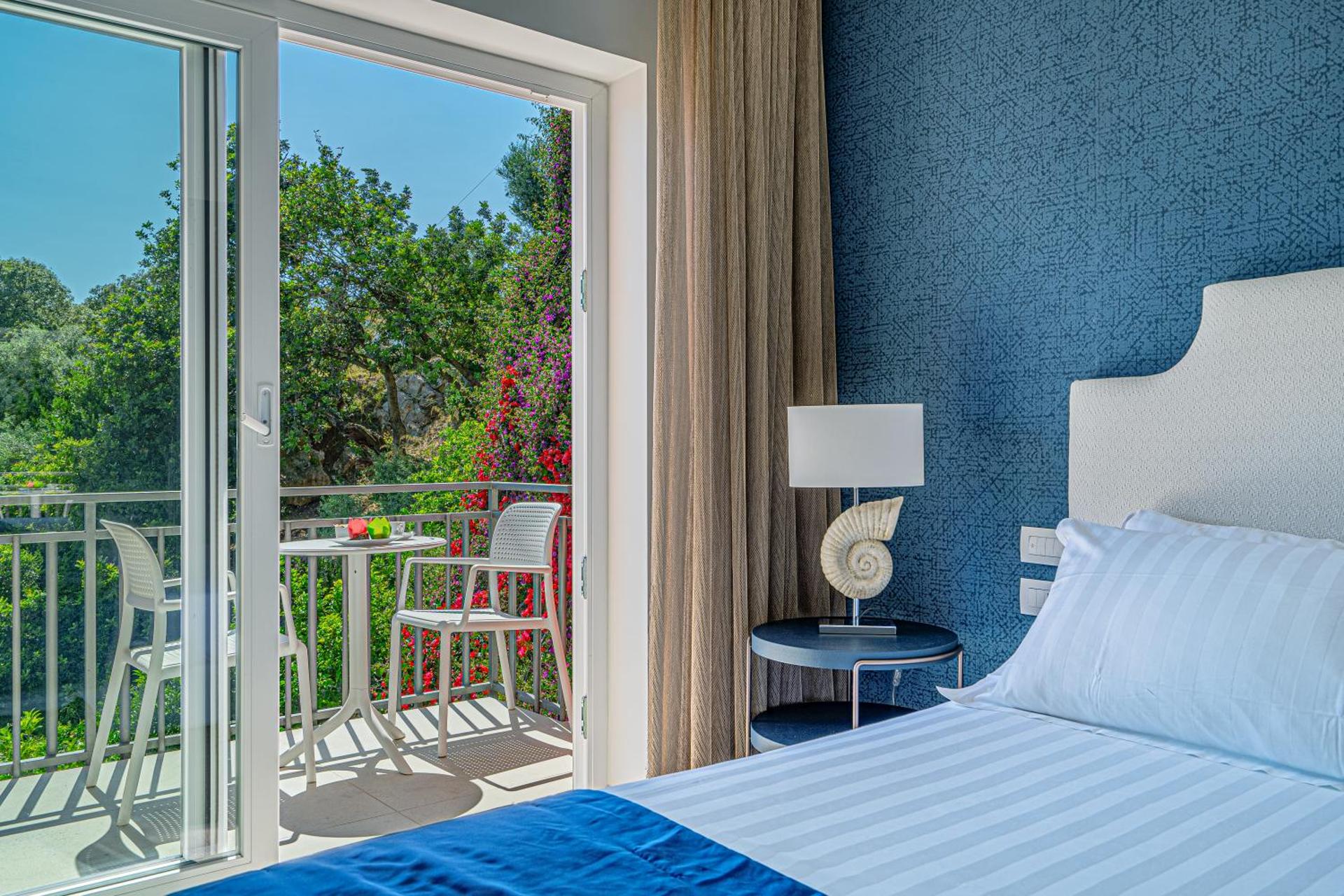 Summit Hotel - Photo 30