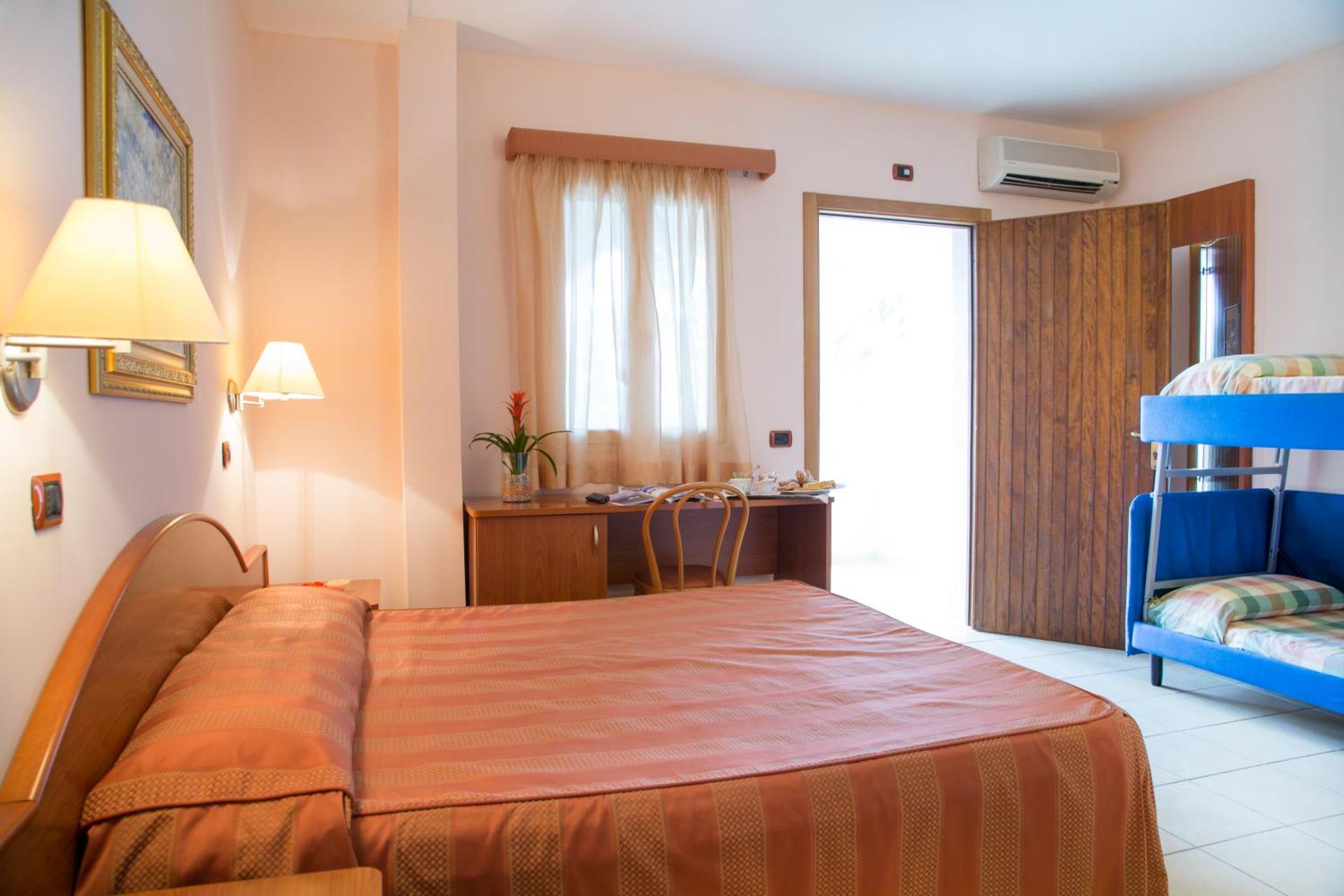 Garden Hotel Ripa - Photo 10