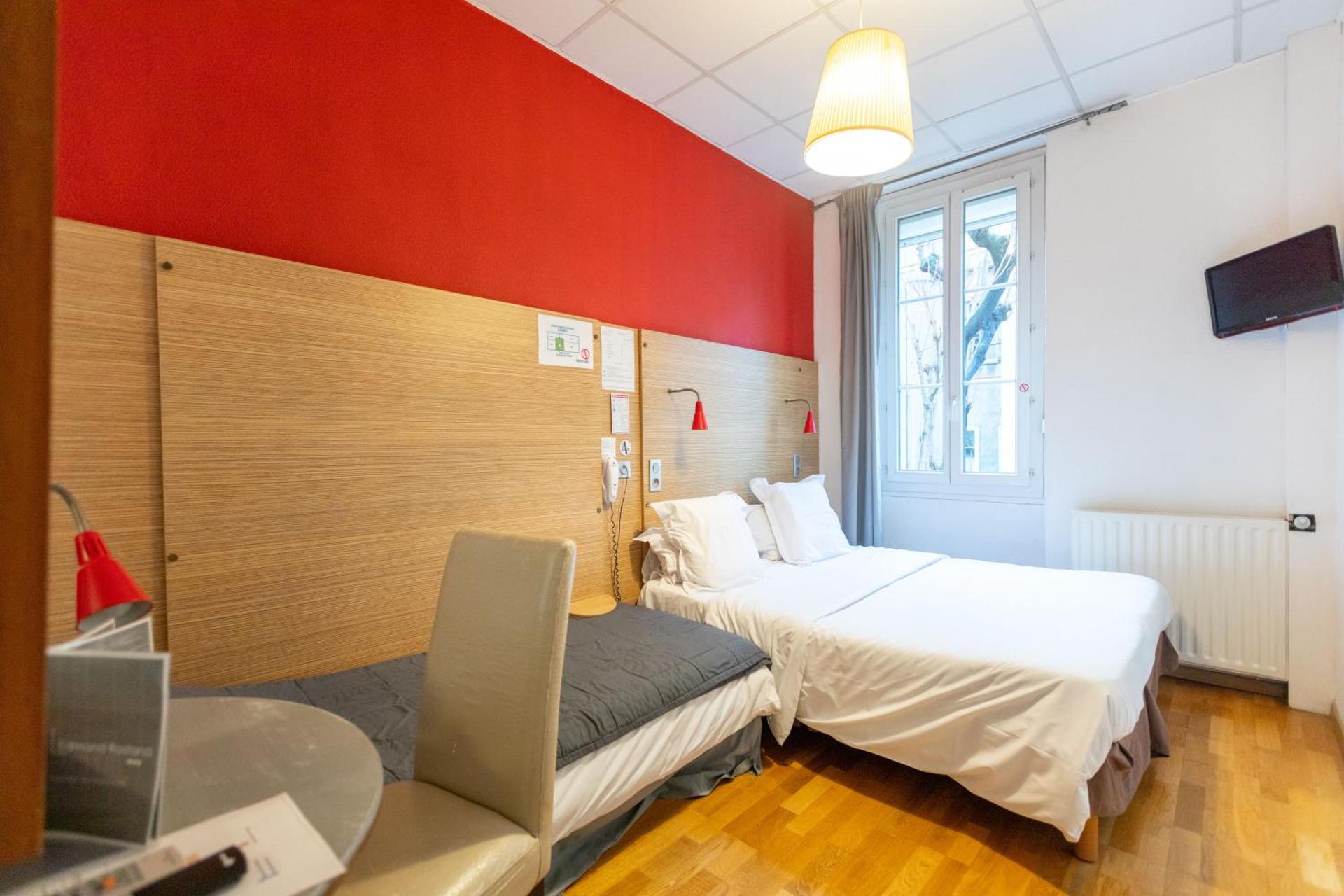 Hôtel Edmond Rostand - Photo 2