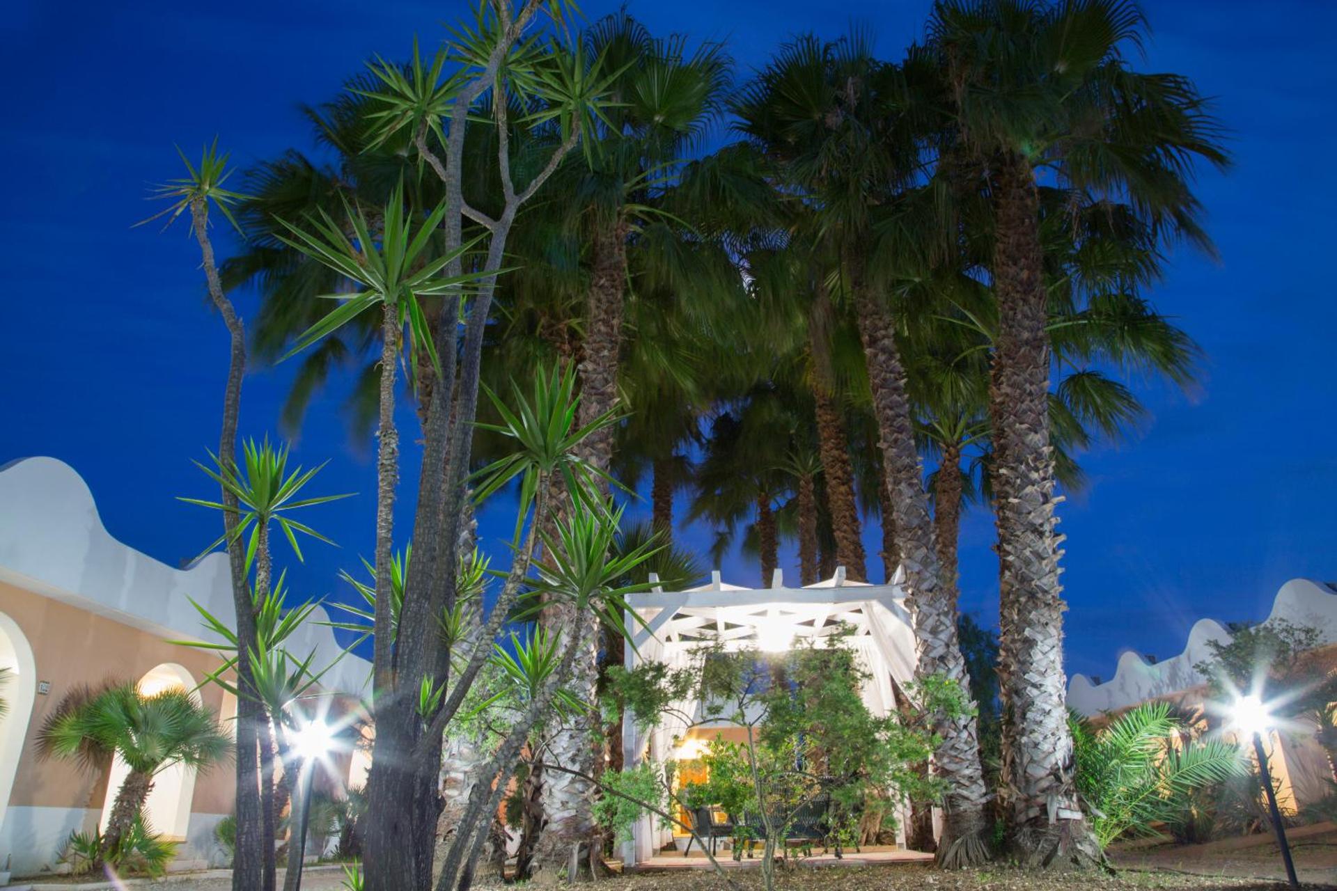 Garden Hotel Ripa - Photo 82