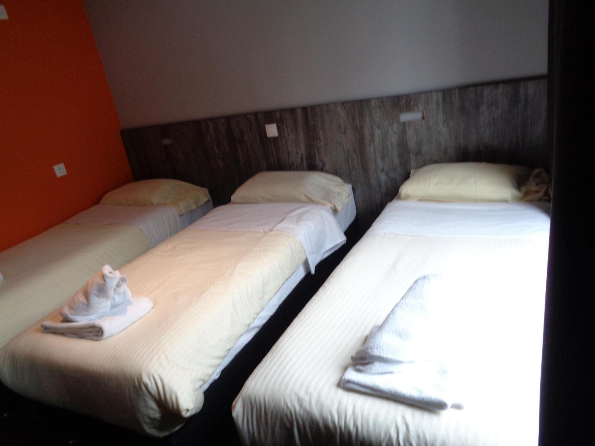 Brxxl 5 City Centre Hostel - Photo 33