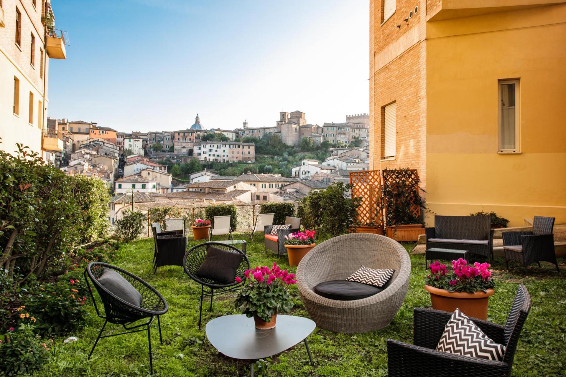 Hotel Minerva - Photo 118