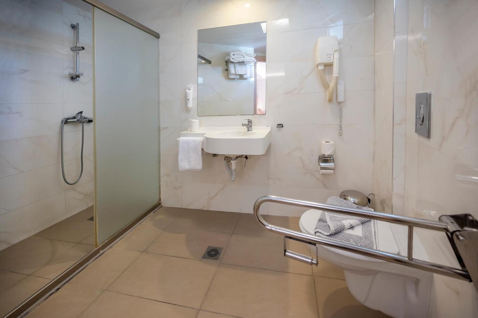 Maritina Hotel - Photo 16