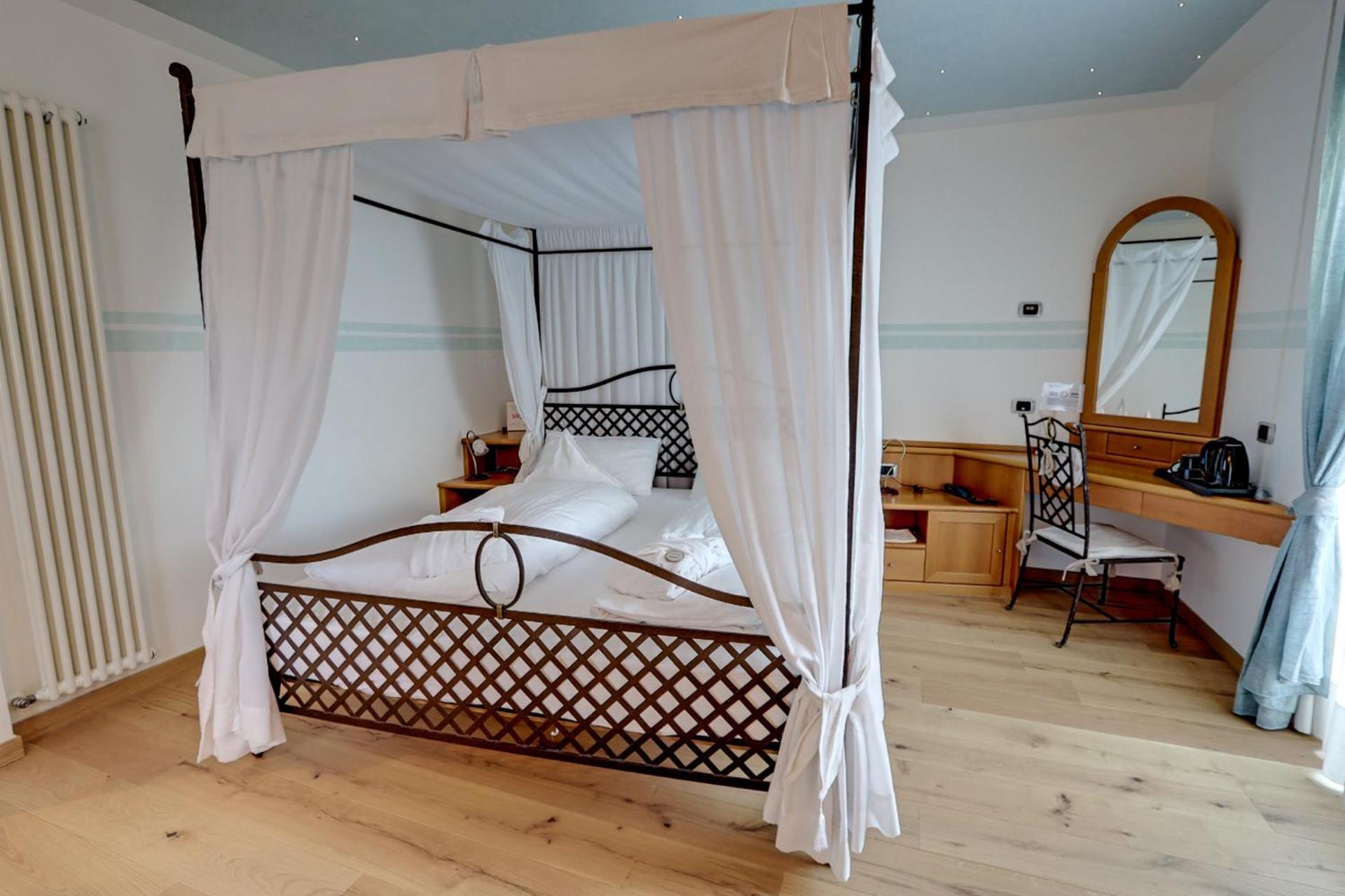 Leading Relax Hotel Maria - Photo 77