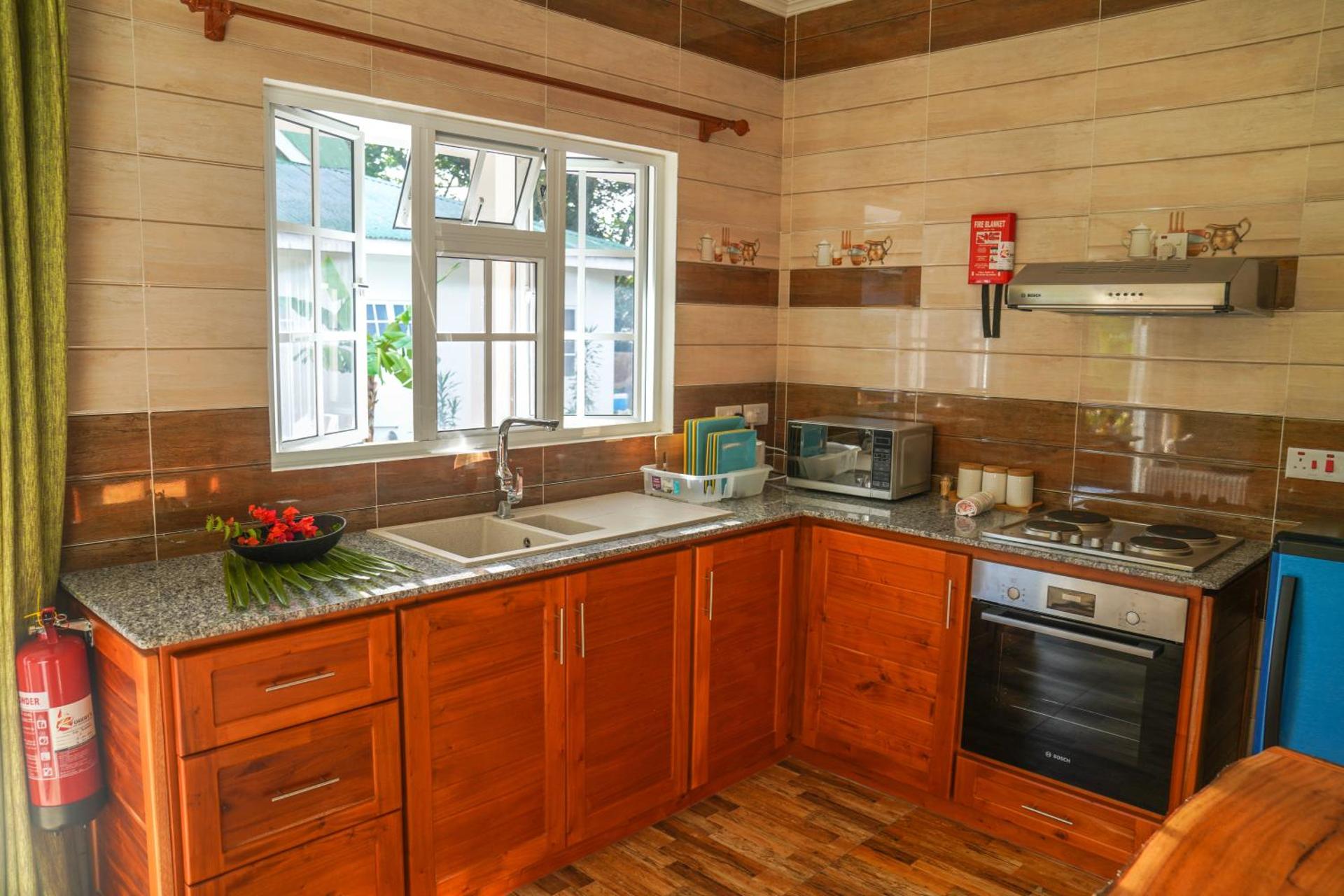 Villa Charette-Self Catering Villas - Photo 17