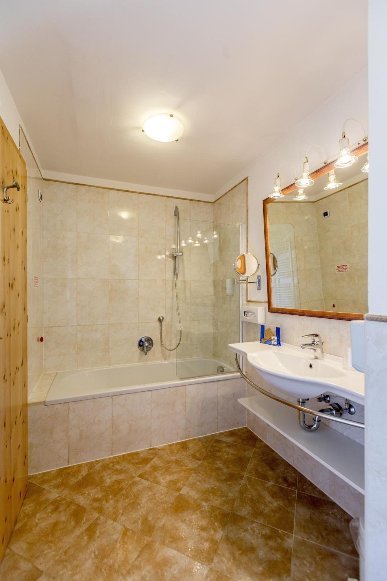 Diamant Spa Resort - Photo 11