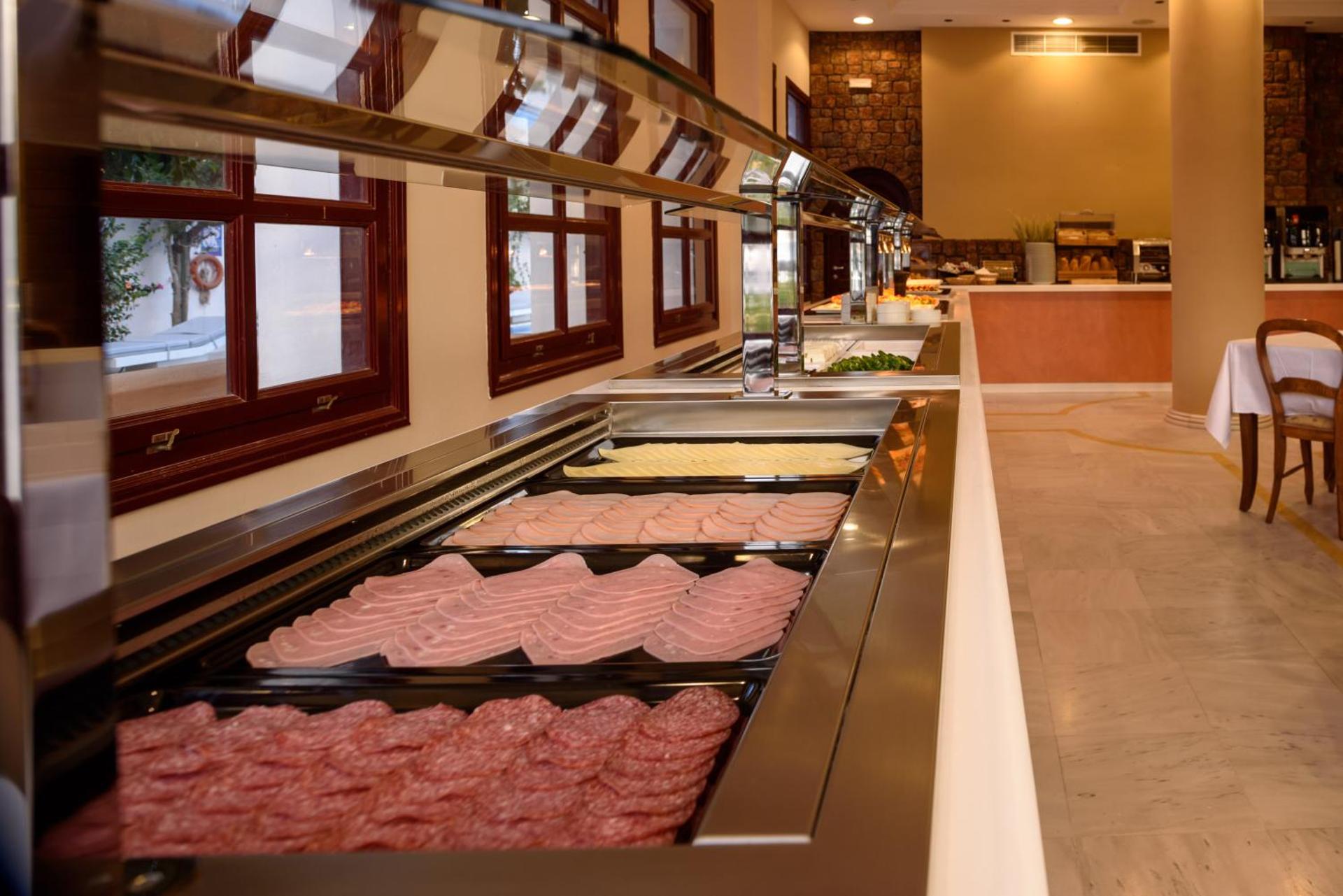 Veggera Beach Hotel - Photo 52