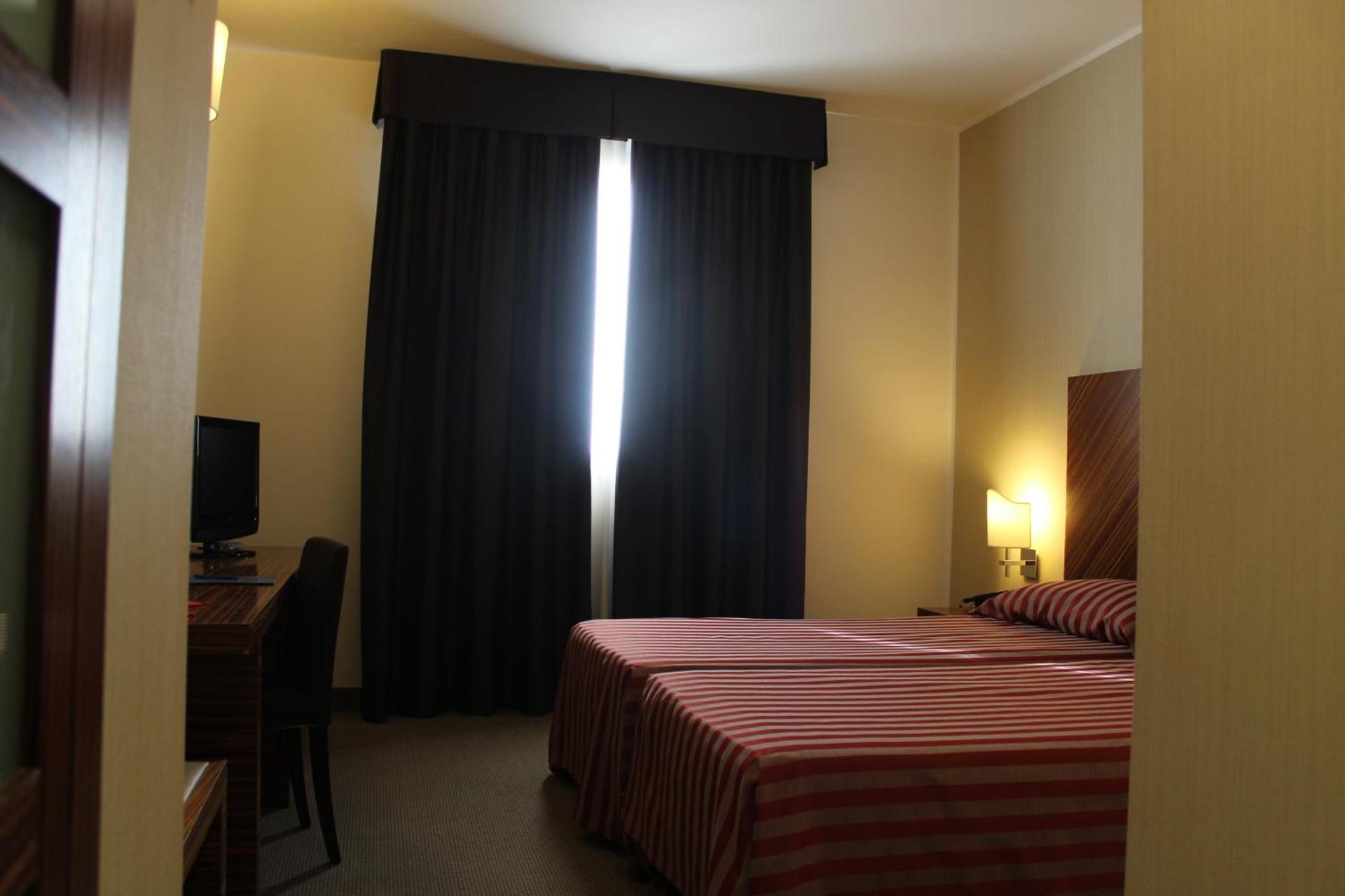 MH Hotel Piacenza Fiera - Photo 48
