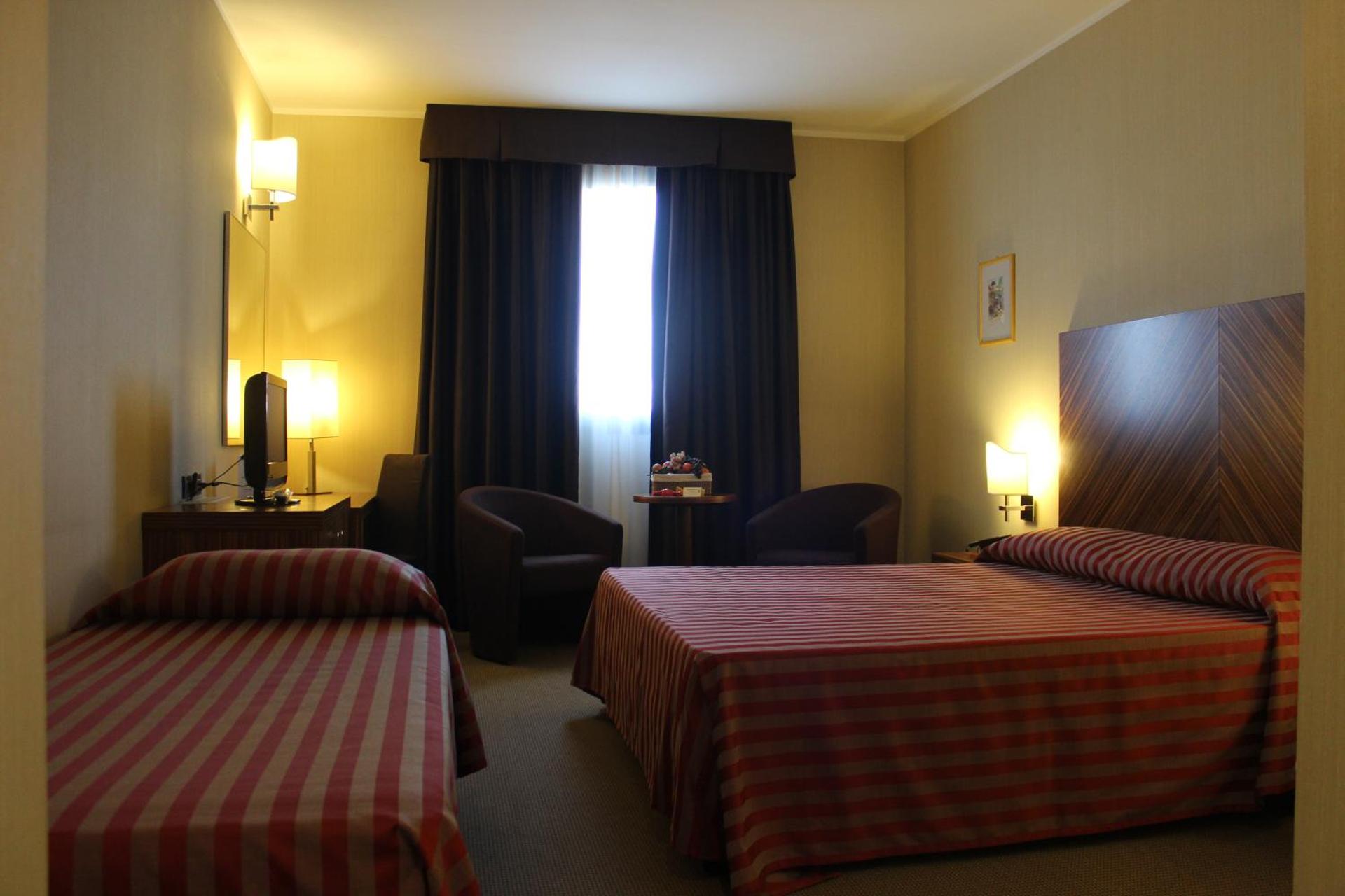 MH Hotel Piacenza Fiera - Photo 64