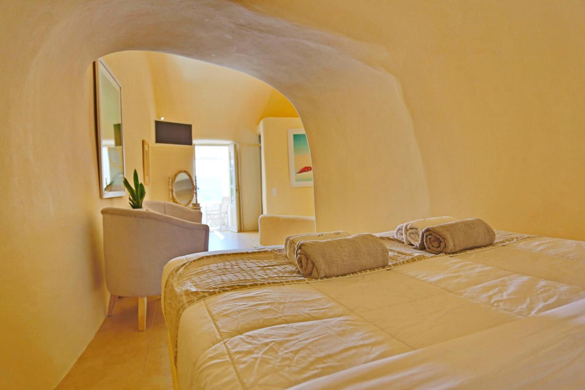 Oia Mare Villas - Photo 81