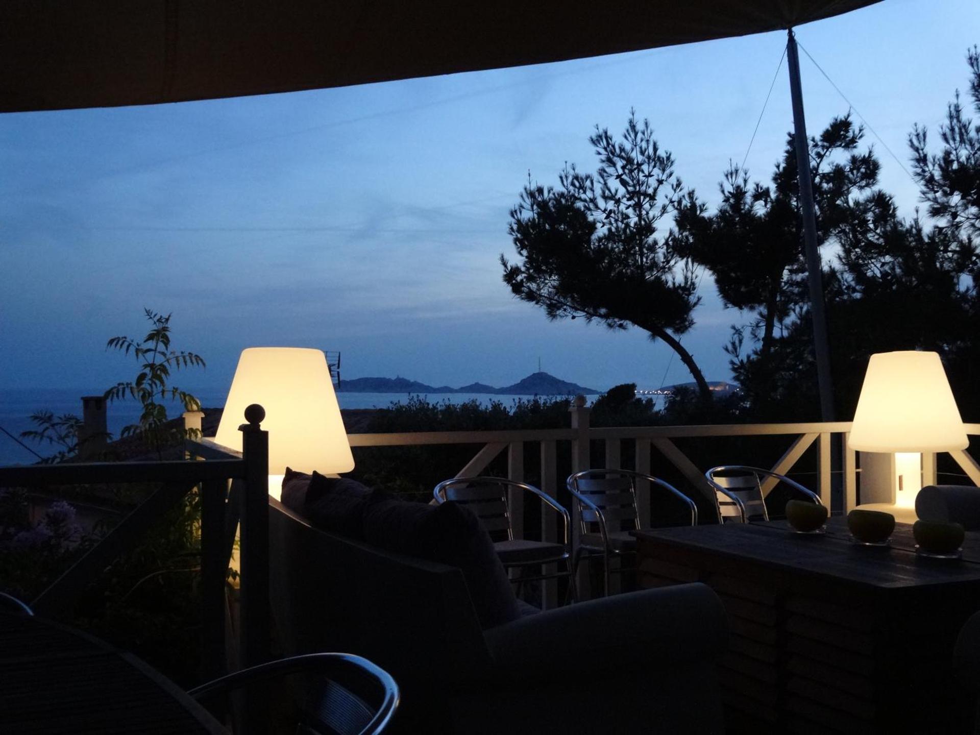 La LUNA of MARSEILLE - VILLA D'ARCHITECTE B&B - Photo 41