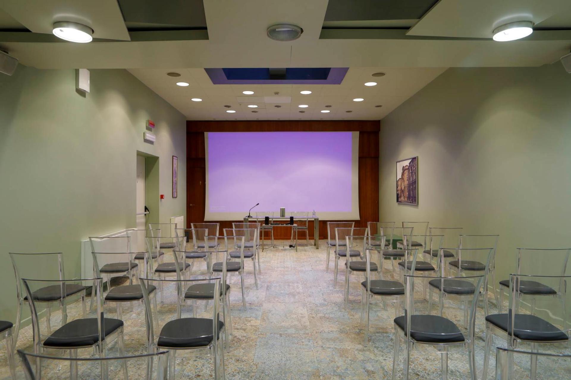 Hotel Lancaster - Photo 6