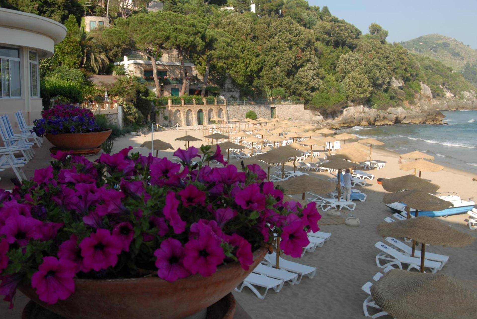 Summit Hotel - Photo 96