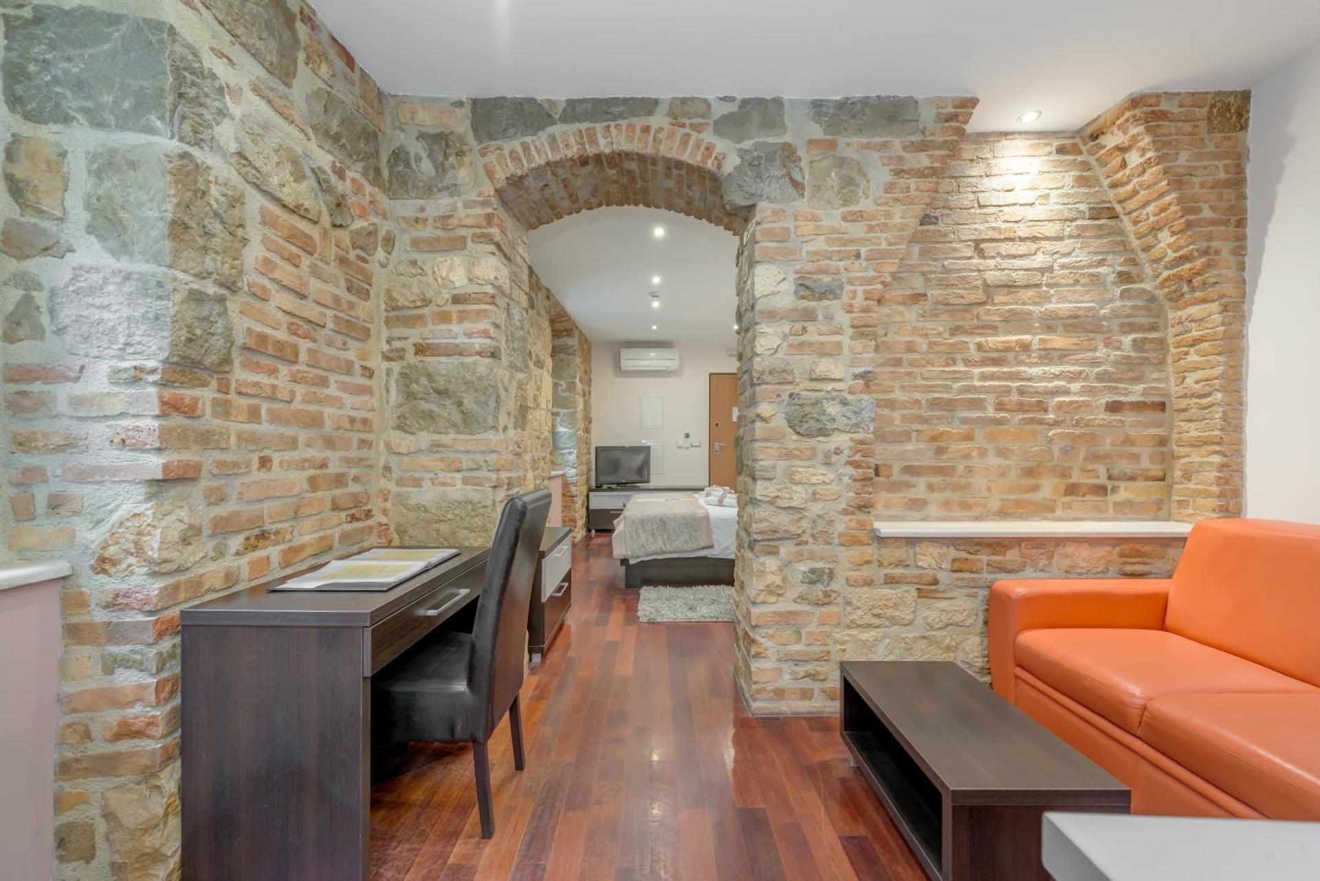 Palace Suites Heritage Hotel - Adults Only - Photo 38