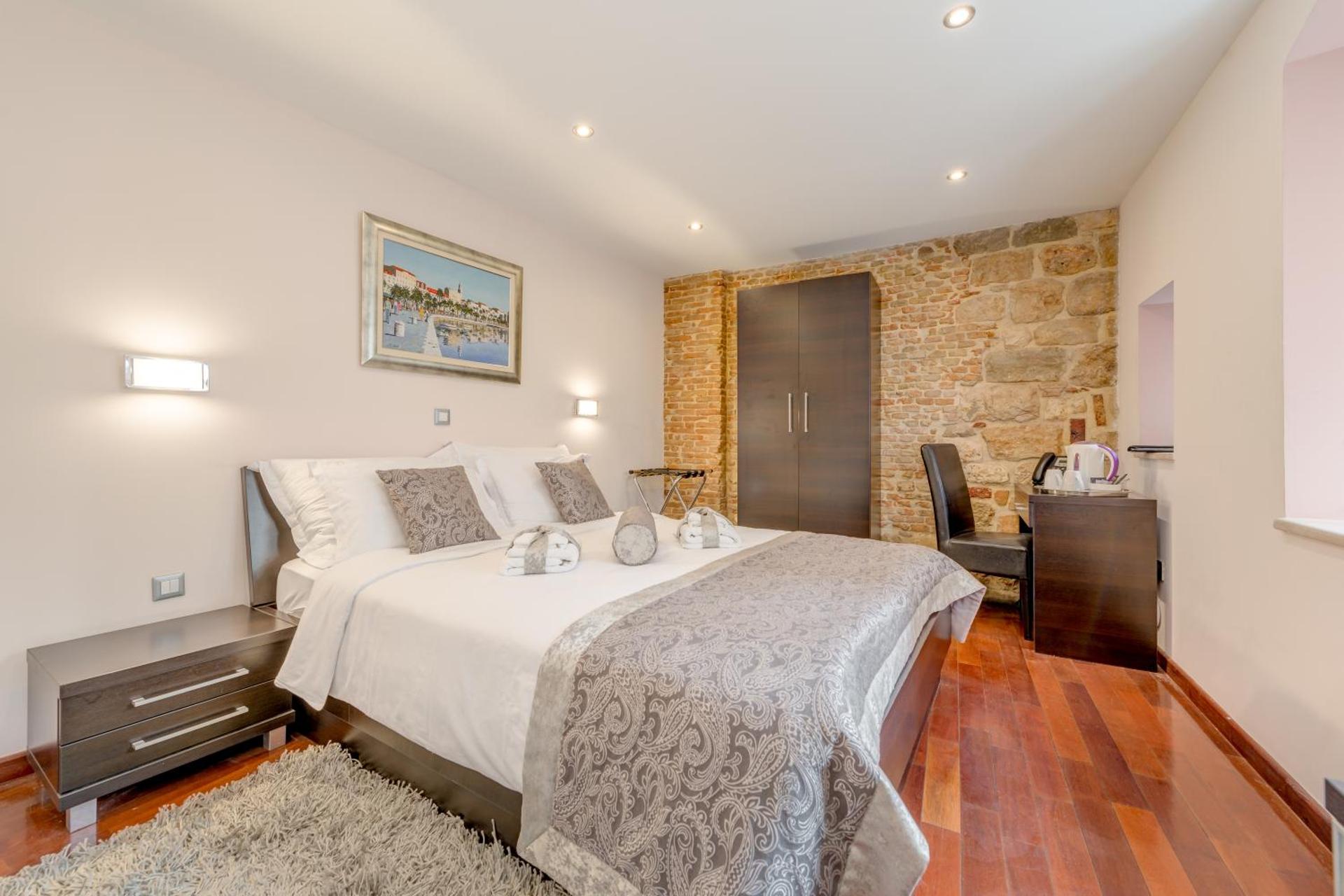 Palace Suites Heritage Hotel - Adults Only - Photo 39