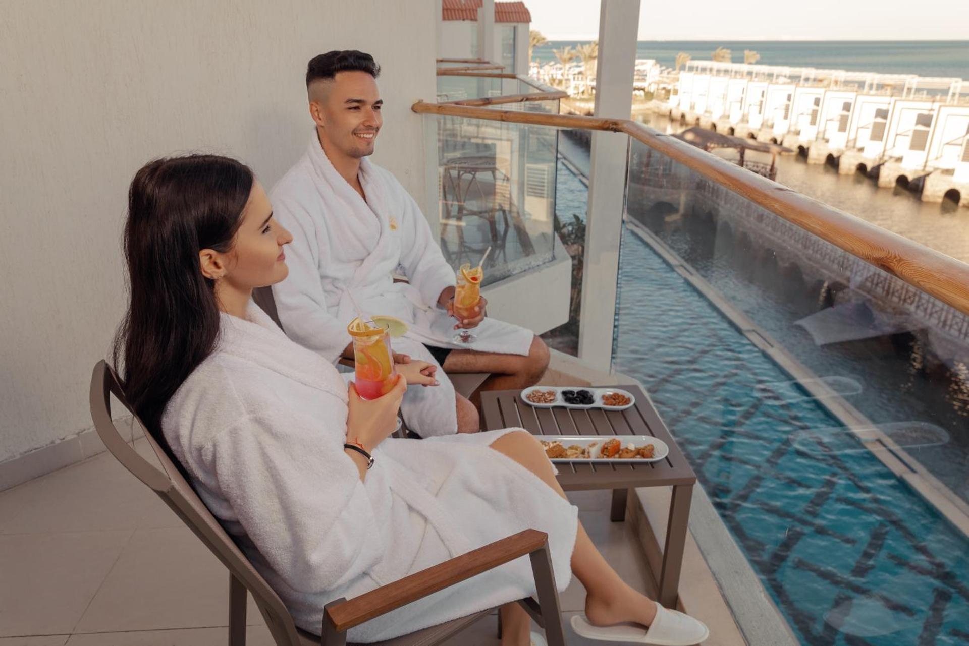 Bellagio Beach Resort & Spa - Photo 37