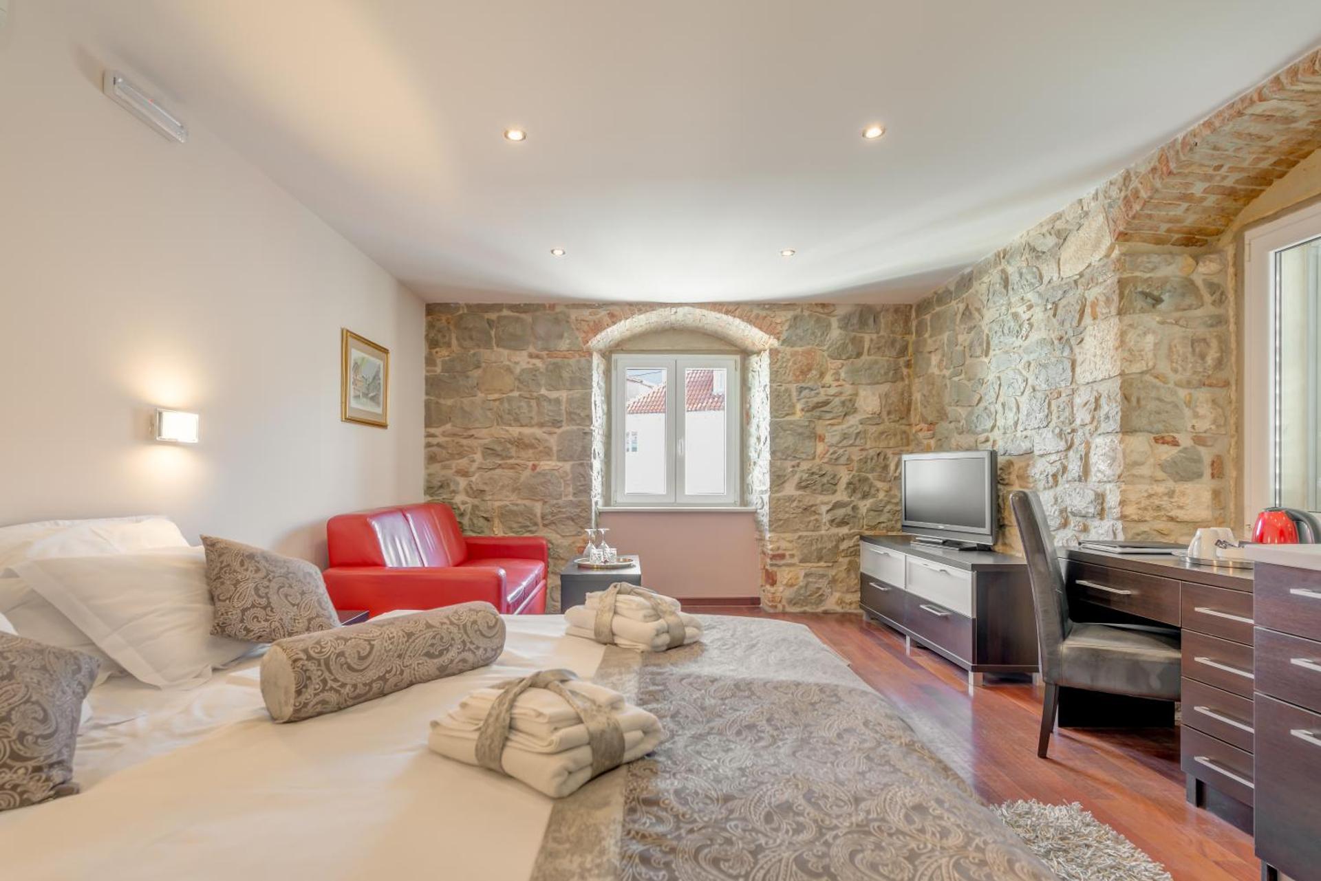 Palace Suites Heritage Hotel - Adults Only - Photo 42