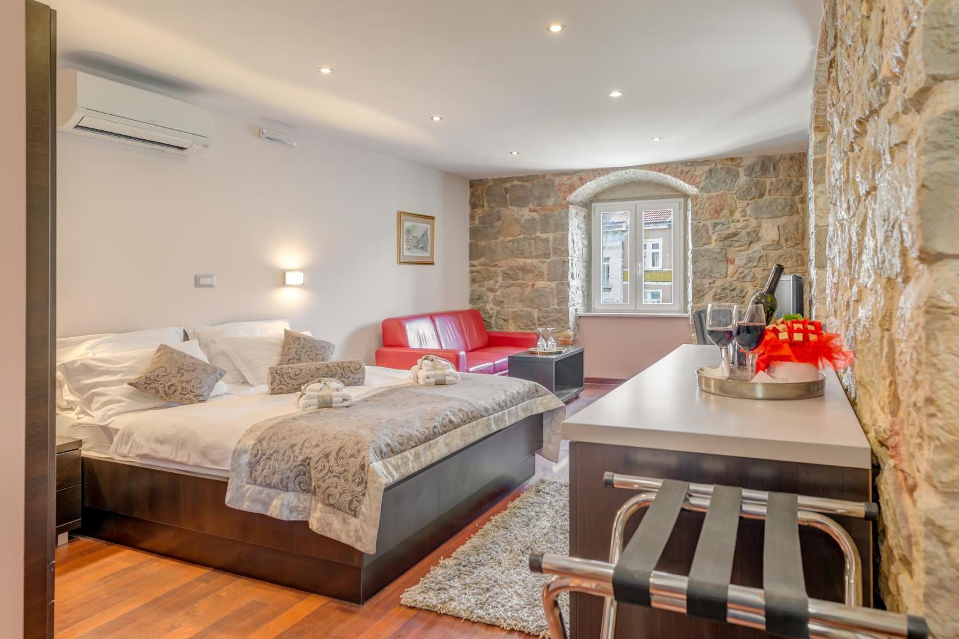 Palace Suites Heritage Hotel - Adults Only - Photo 41