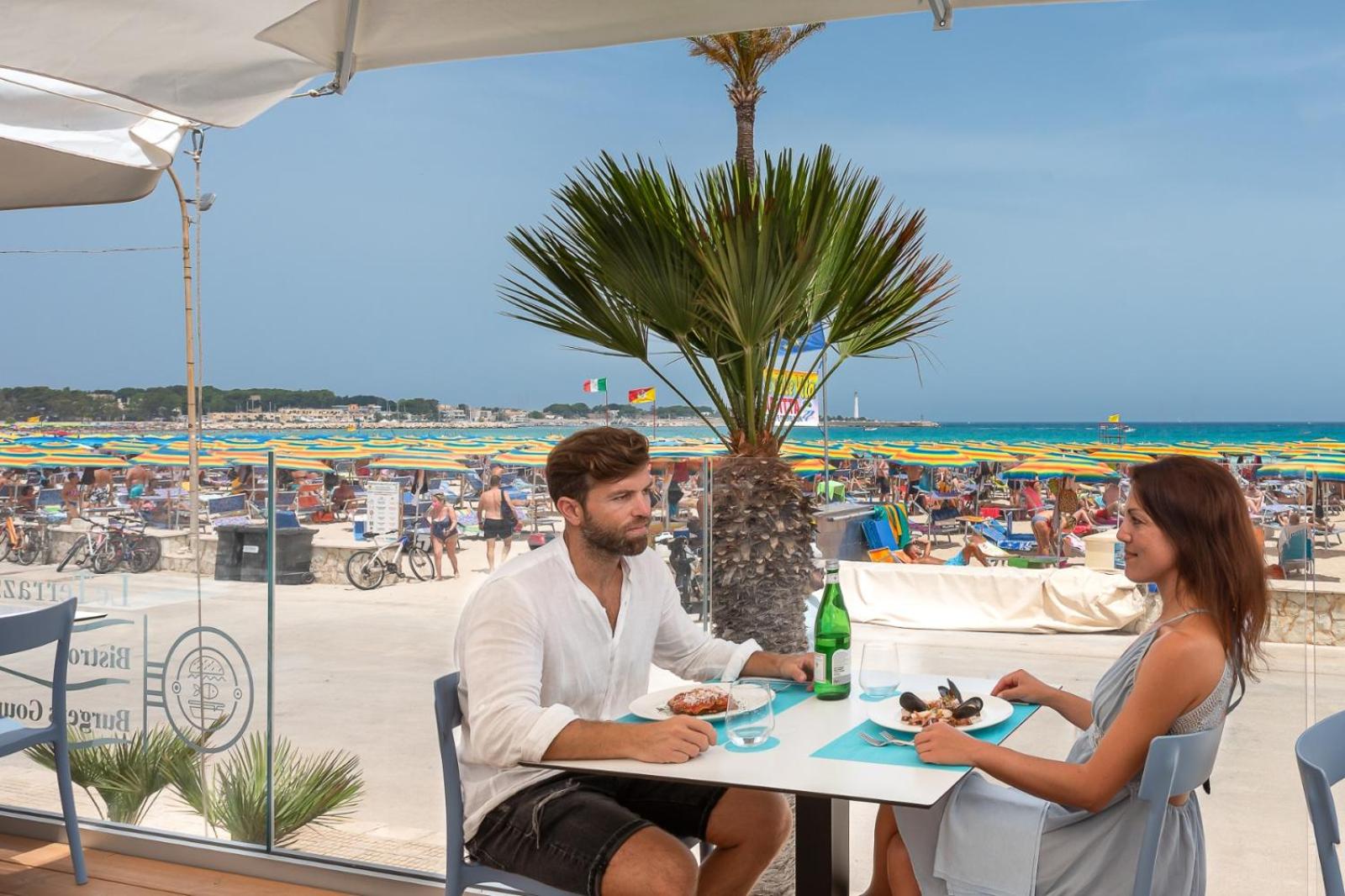 Hotel Riviera - Photo 17