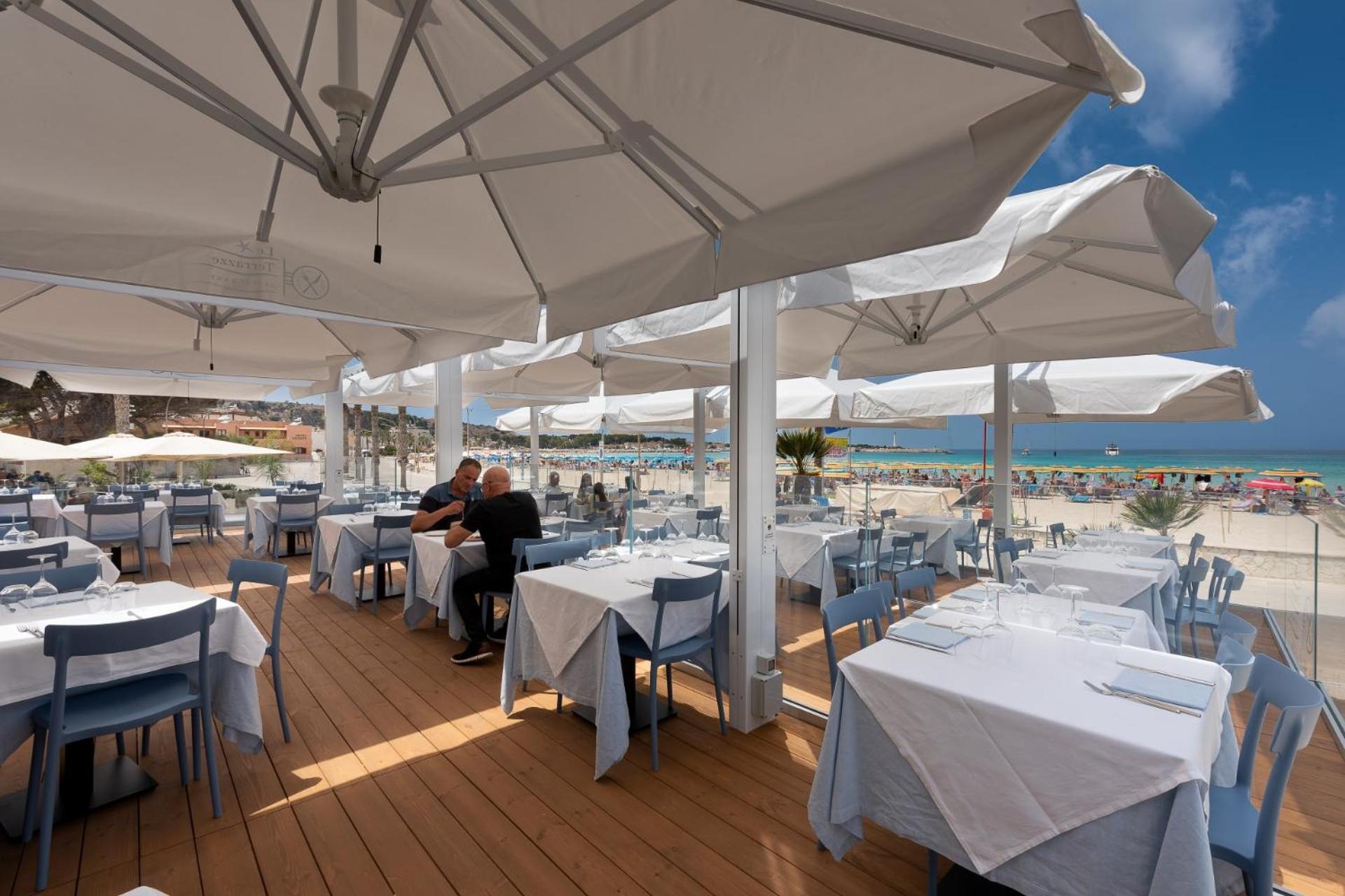 Hotel Riviera - Photo 18