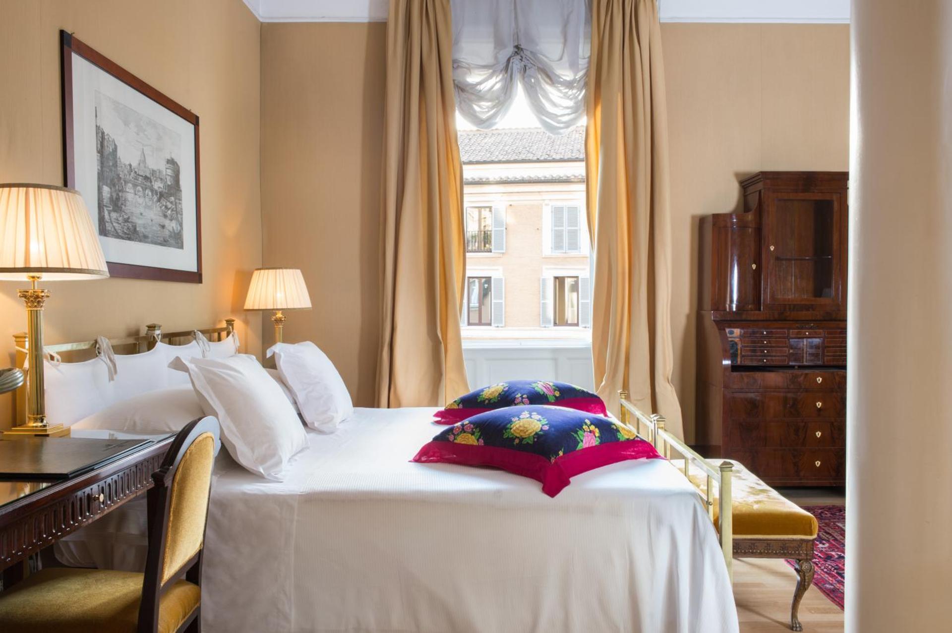 Grand Hotel Plaza - Photo 12