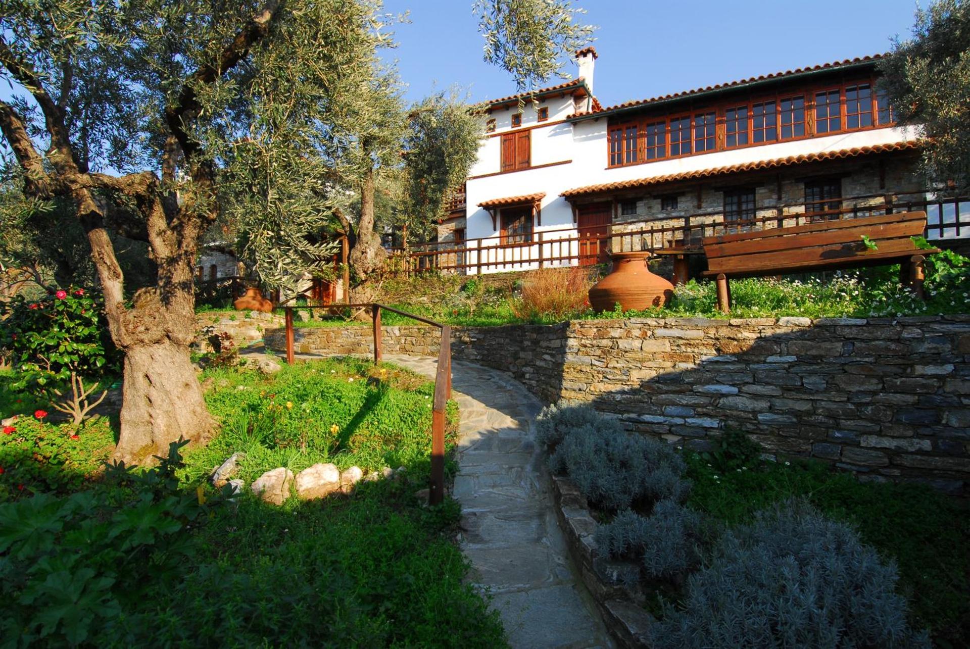 Guesthouse Apanemia - Photo 14