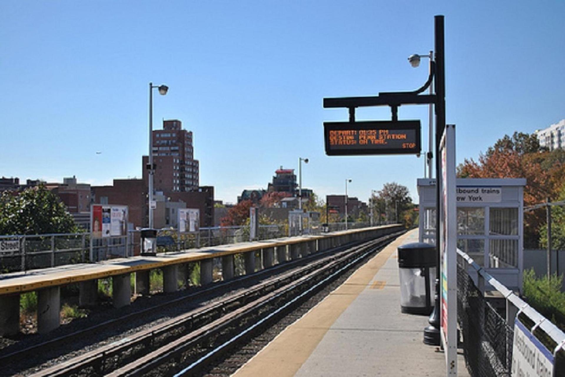 Flushing Central Hotel 88 - Photo 6