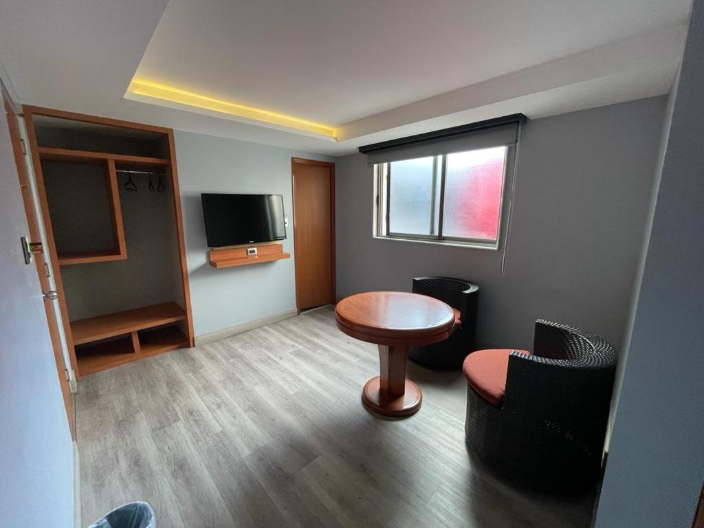 Hotel El Senador - Photo 38