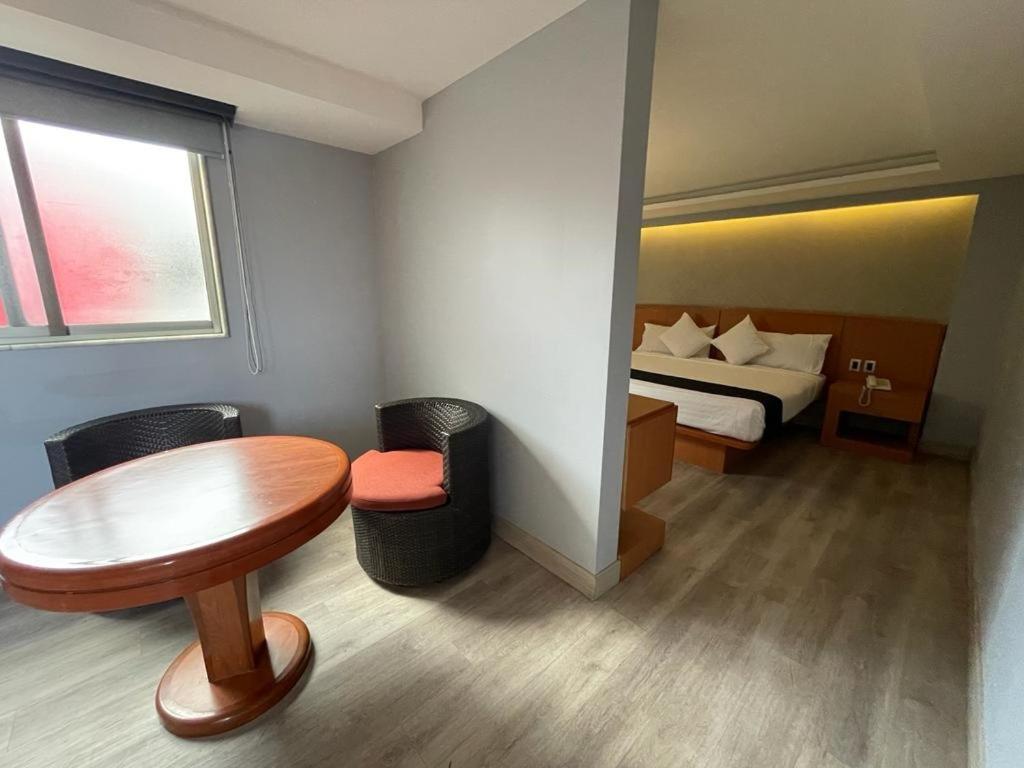 Hotel El Senador - Photo 39