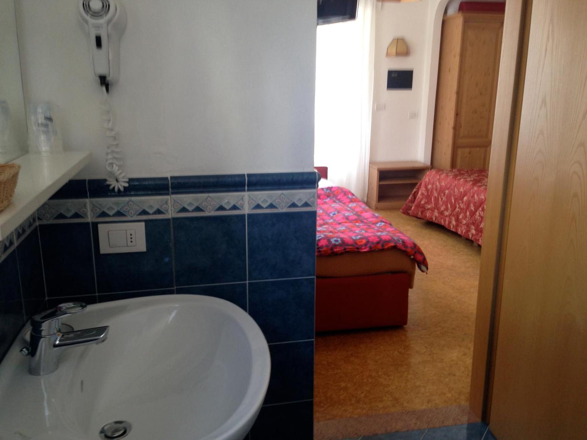 Liz Hotel & Apartments - Photo 44