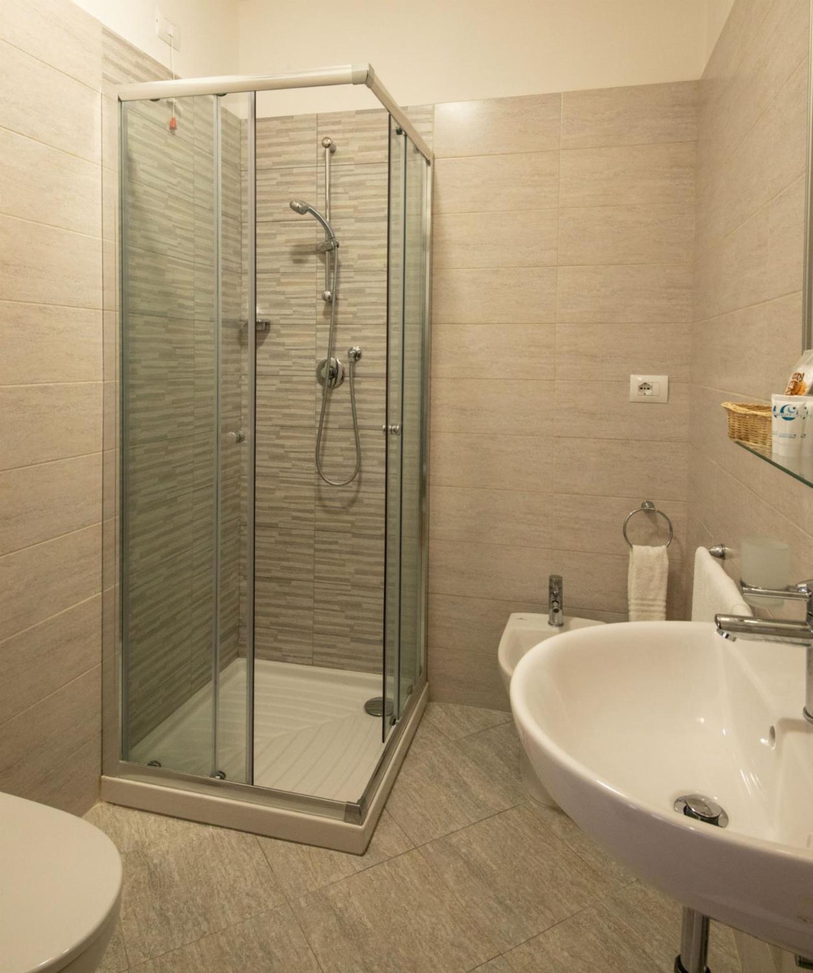 Hotel Nazionale - Photo 10