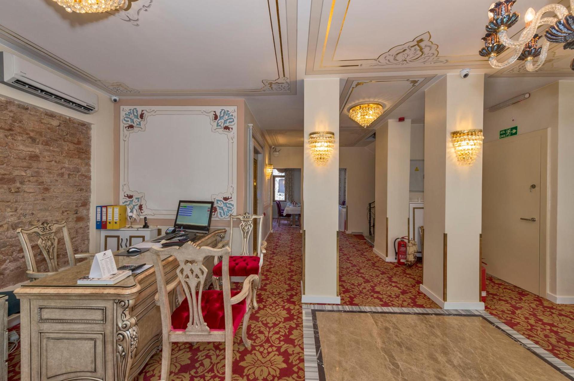 Galatower Hotel - Photo 61