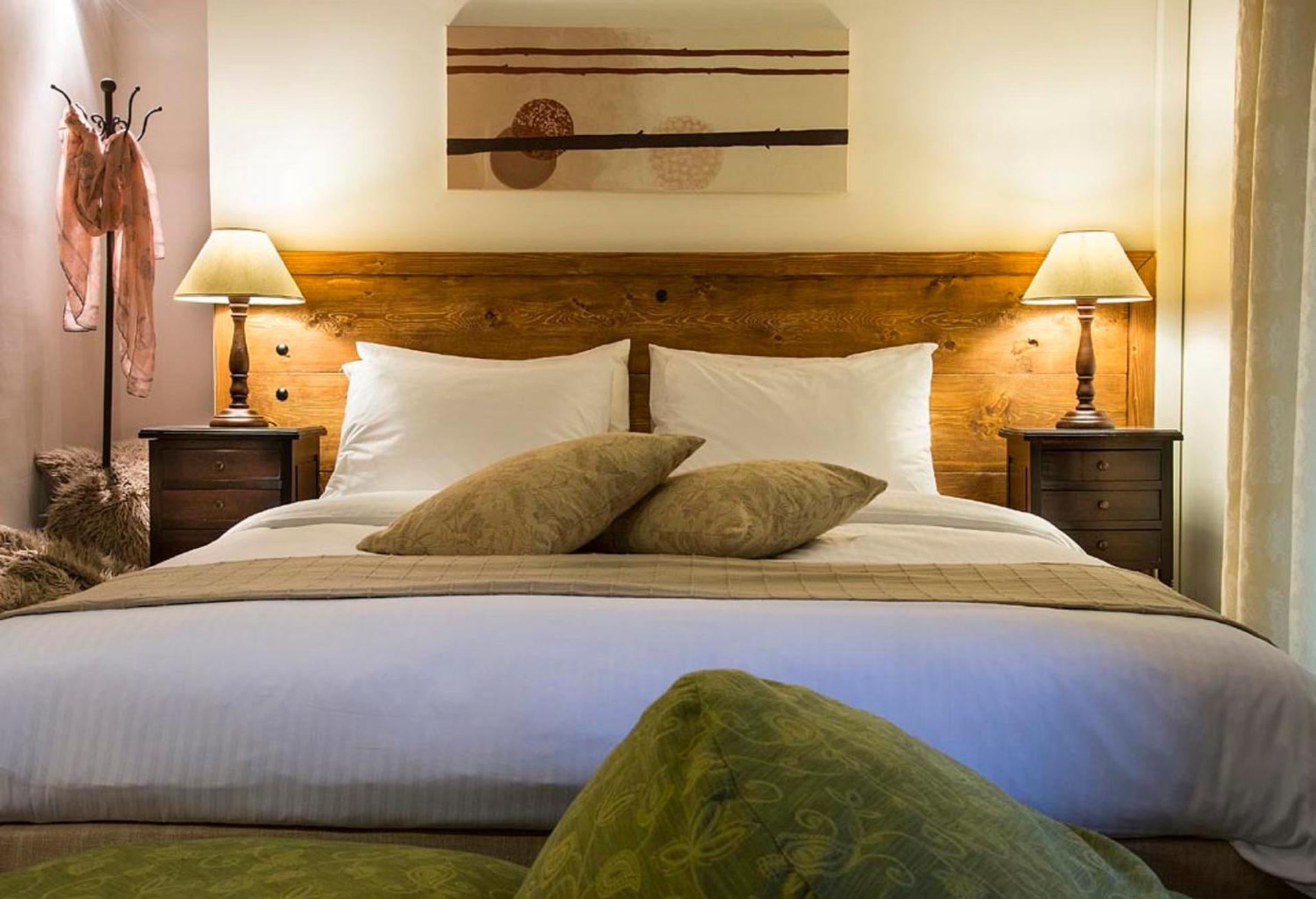 Xenonas Iresioni - Photo 34