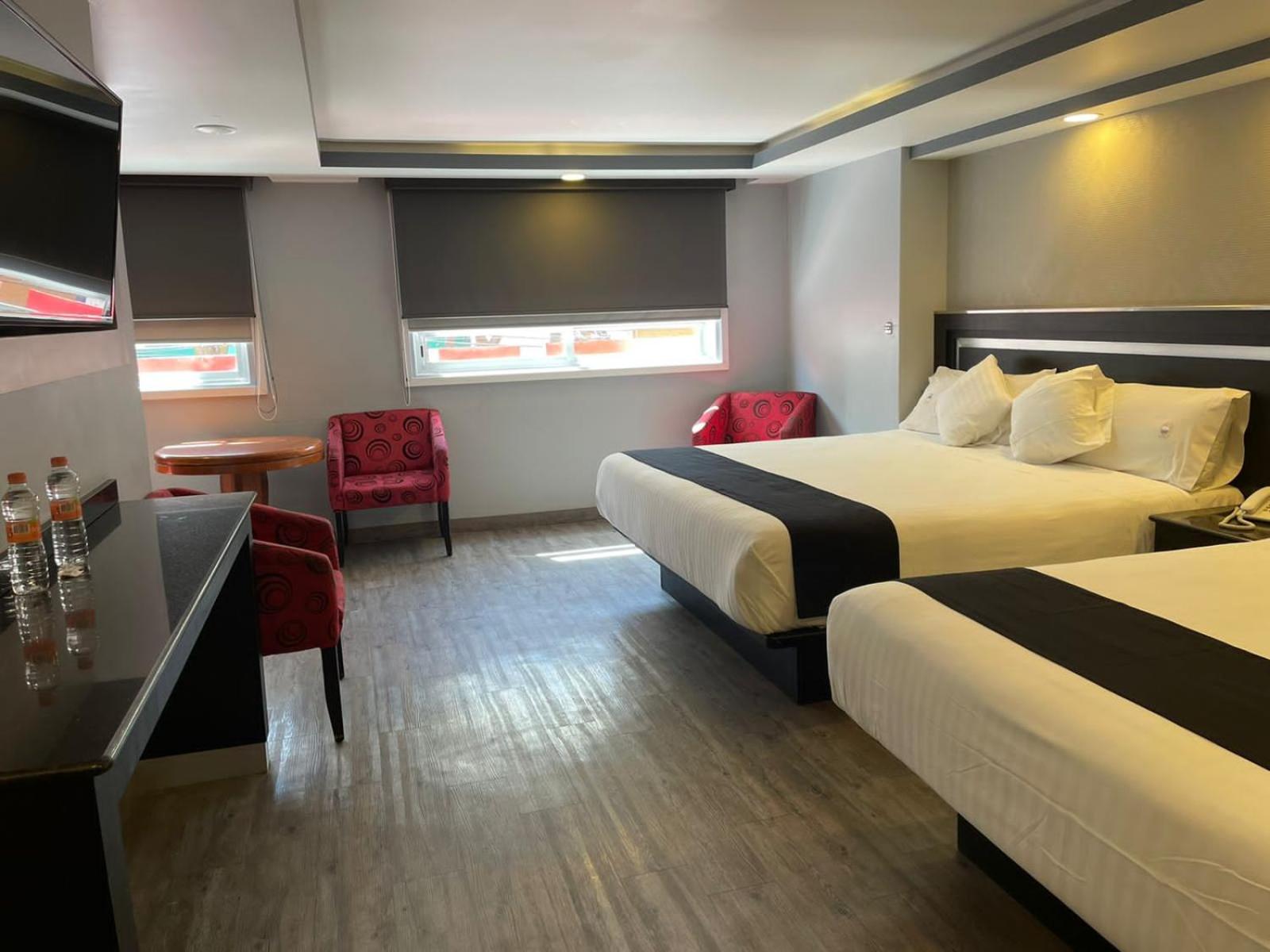 Hotel El Senador - Photo 27