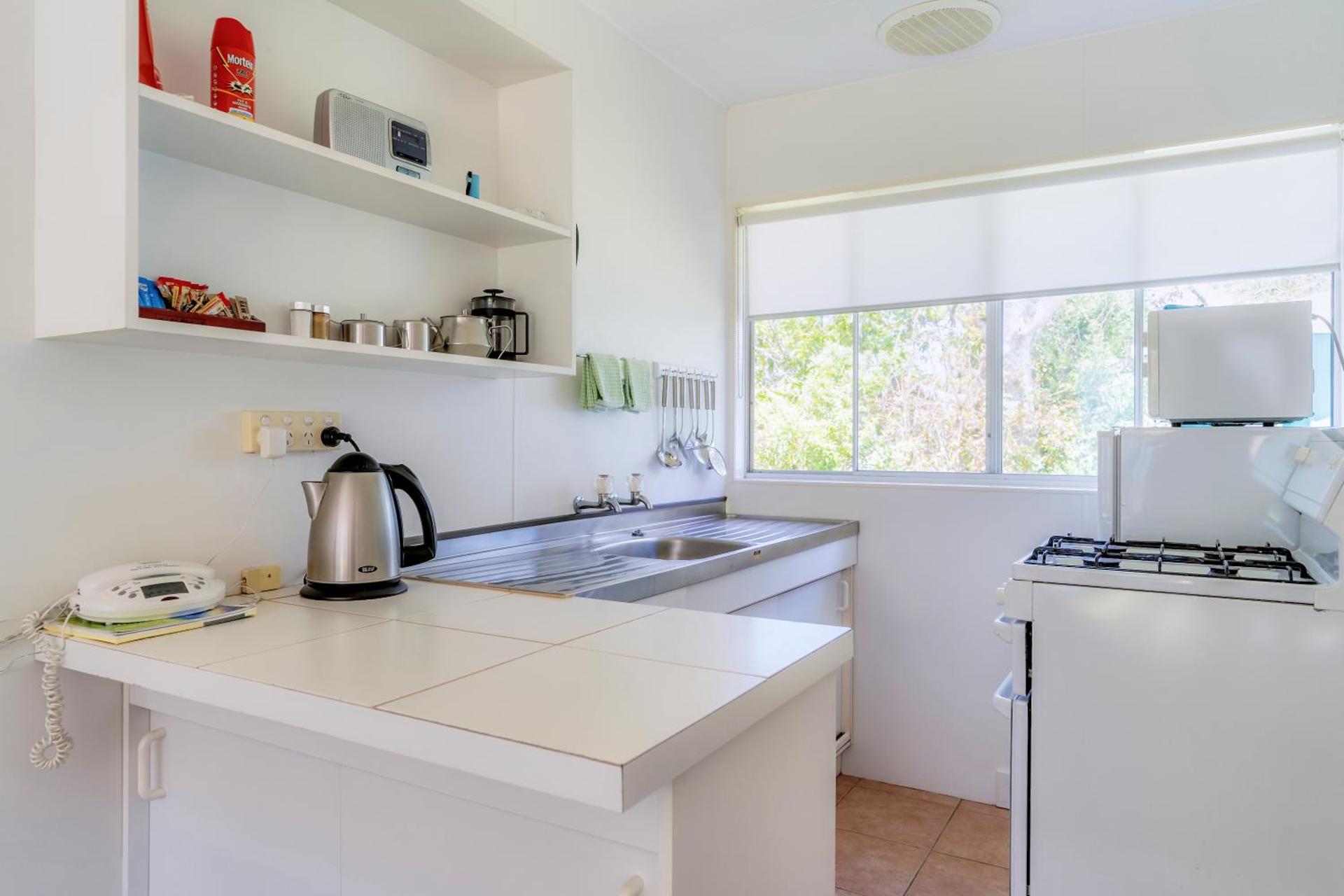 Aloha Apartments - Photo 42