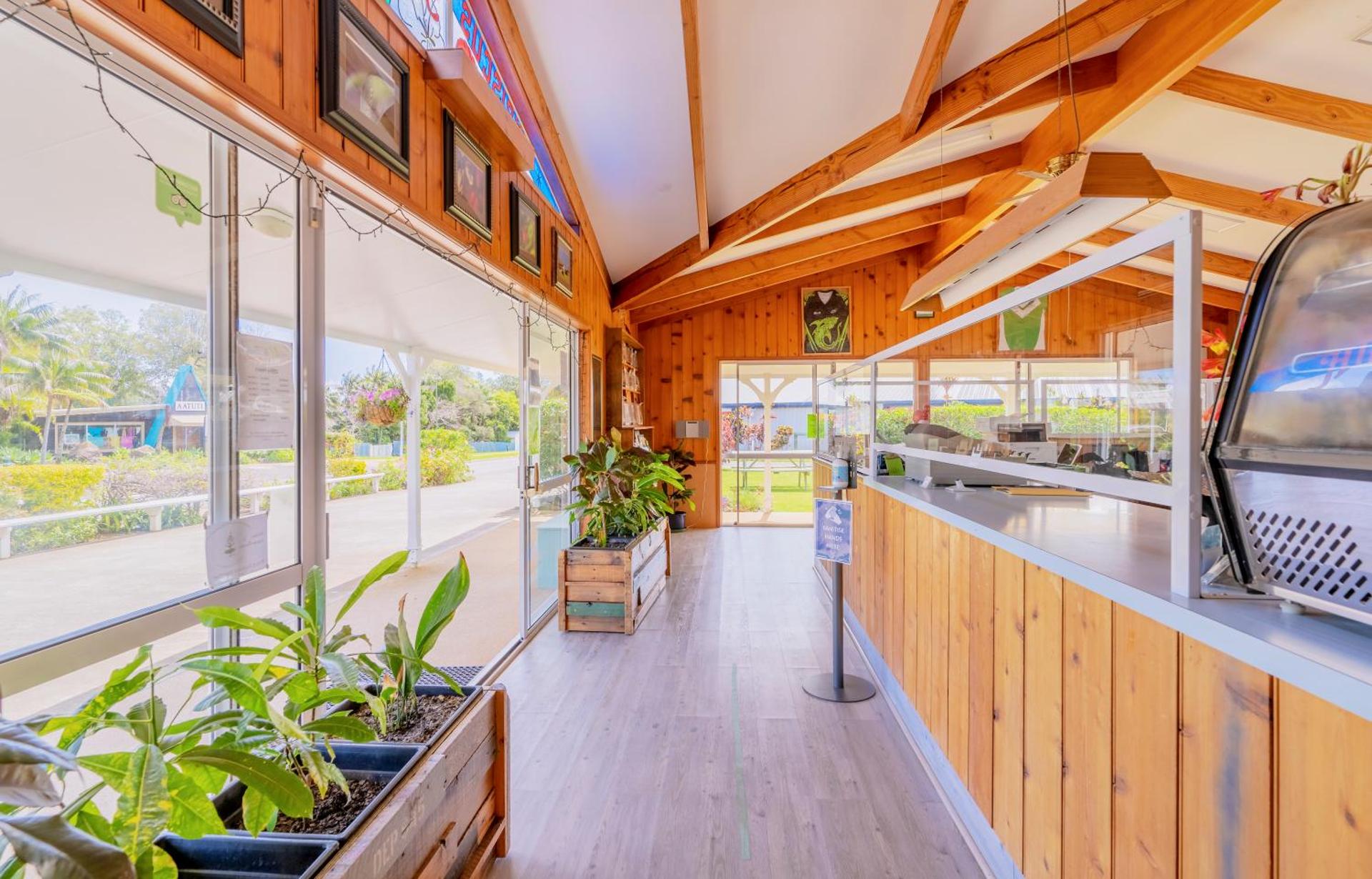 Aloha Apartments - Photo 11